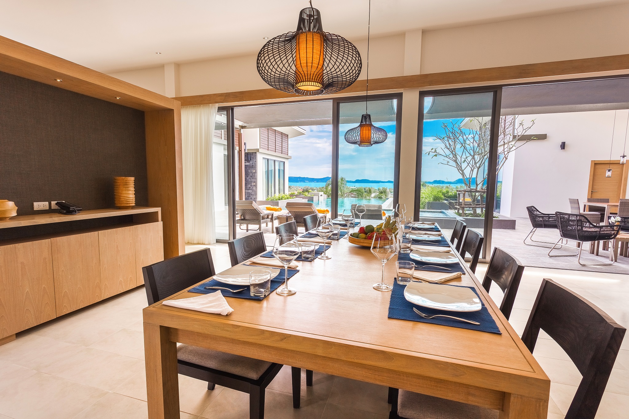 Villa Six Bedrooms with Private Pool