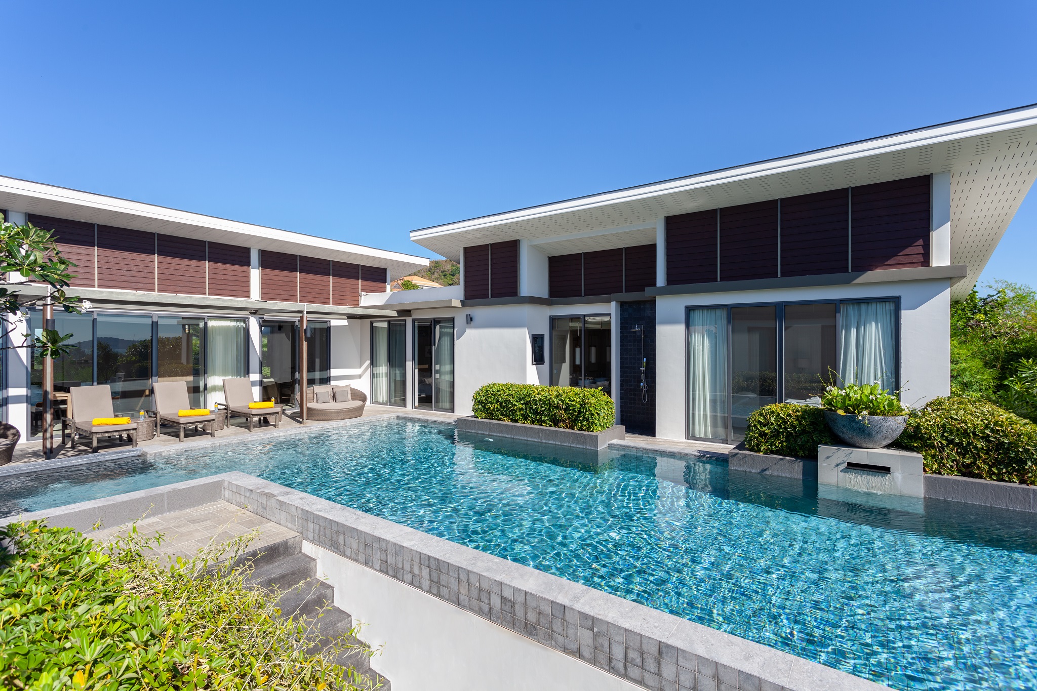 Villa Six Bedrooms with Private Pool