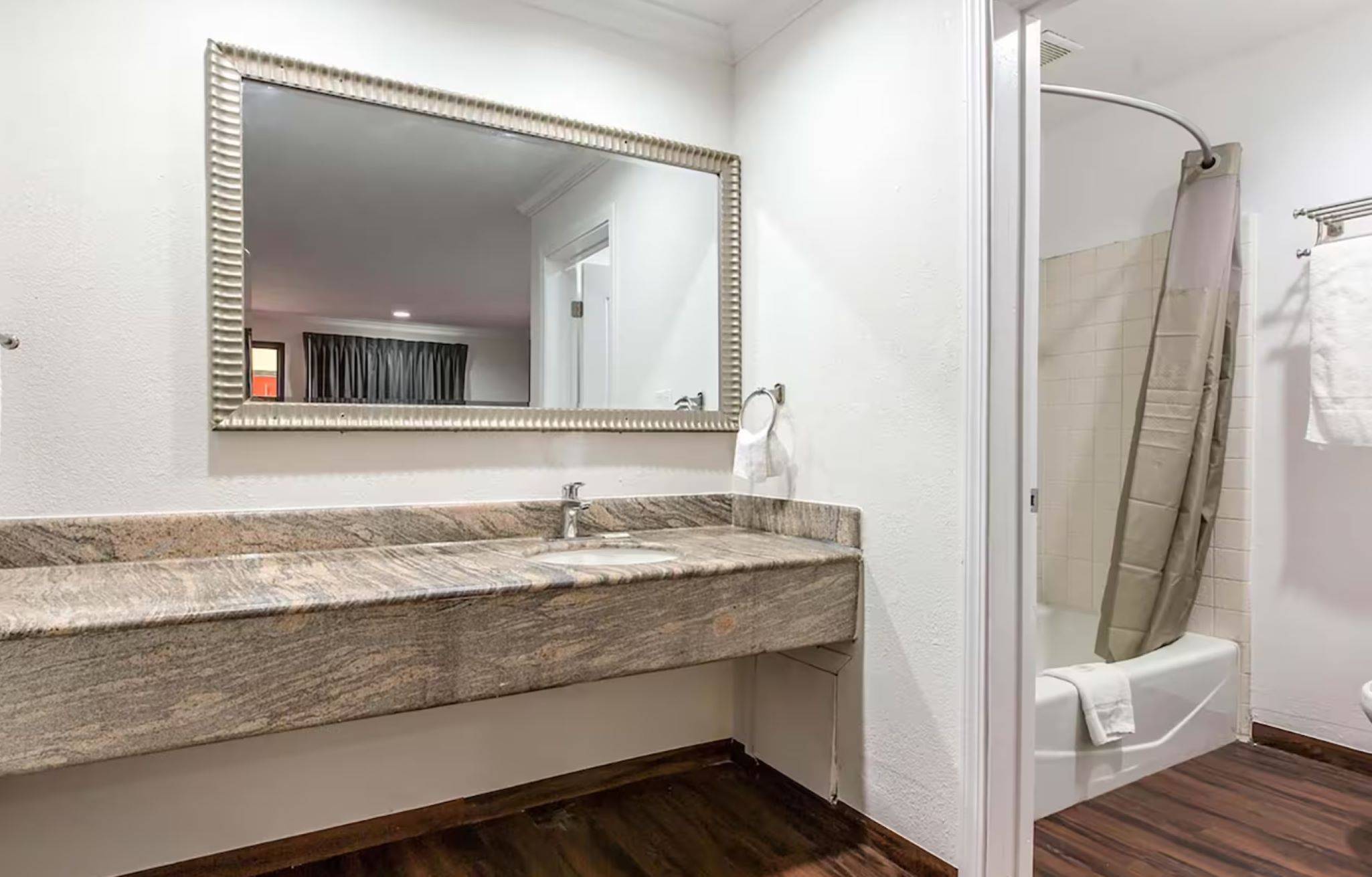 Quadruple Two Double Beds