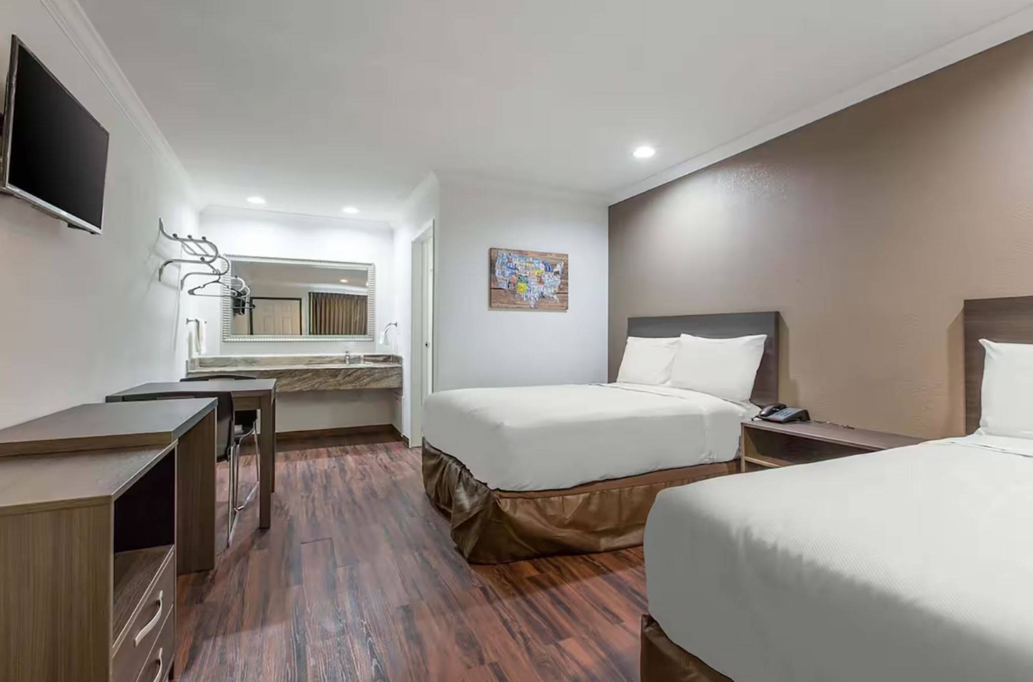 Quadruple Two Double Beds