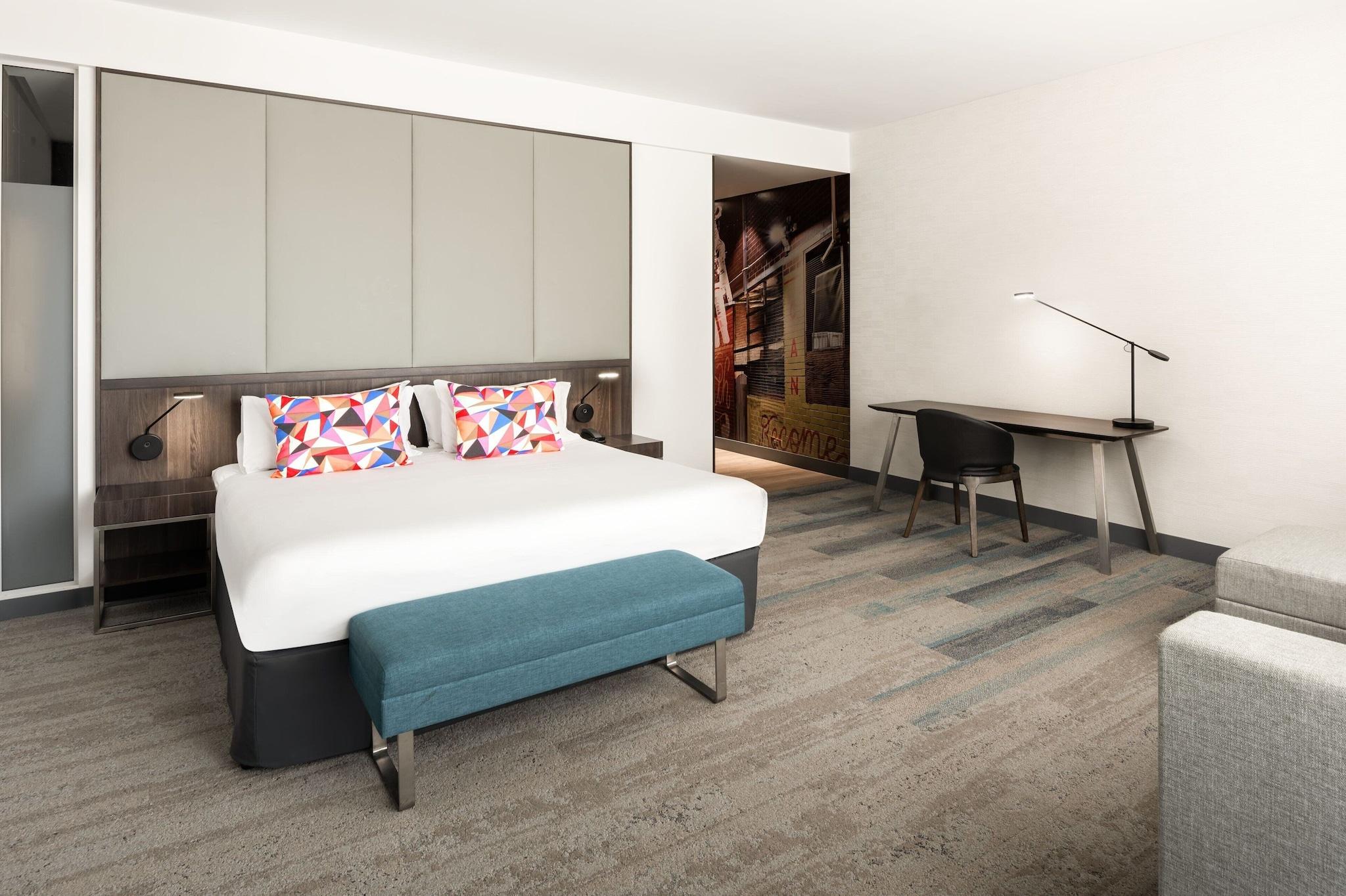 Studio King Size Bed