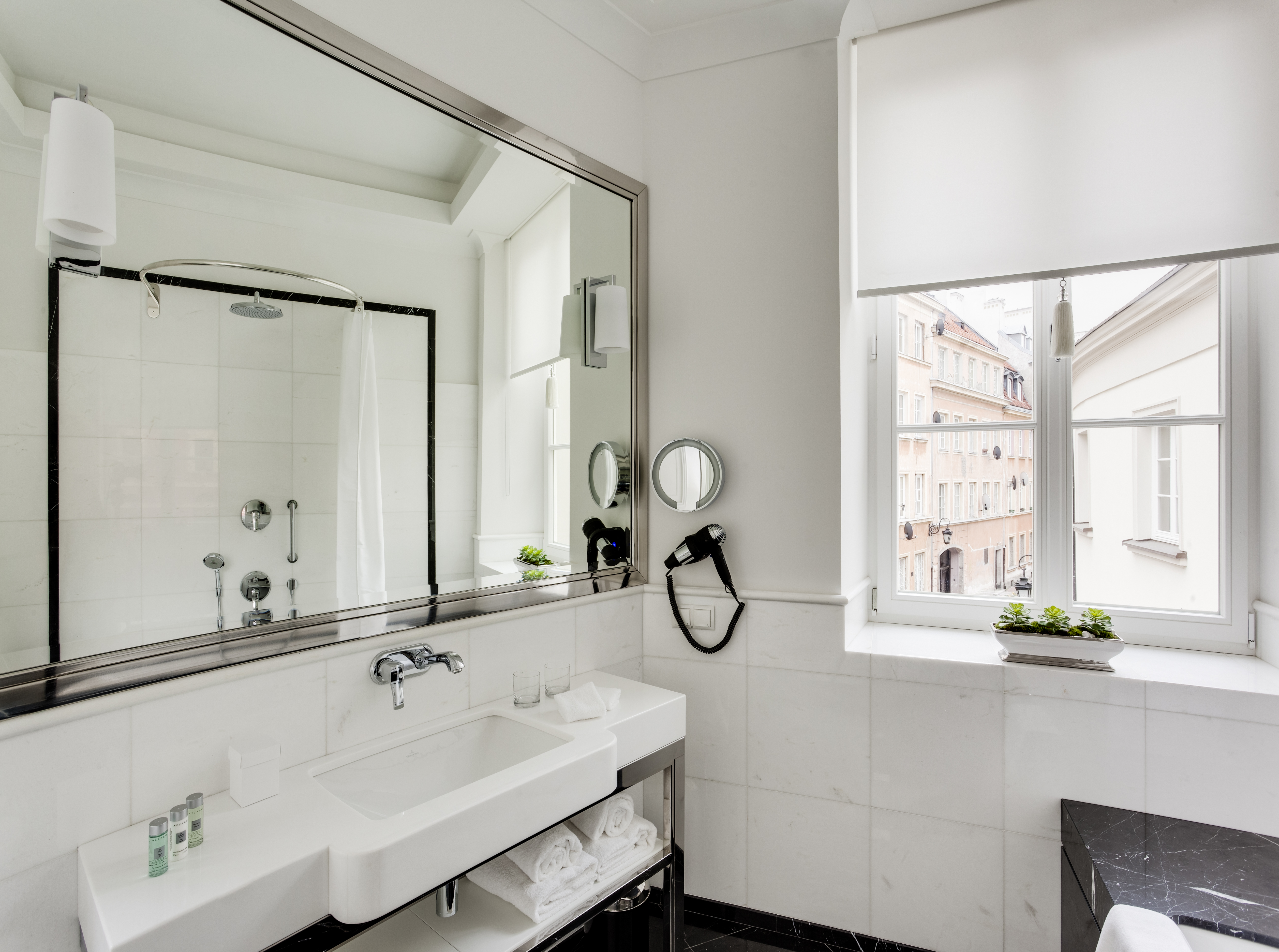 Apartment Capacity 1