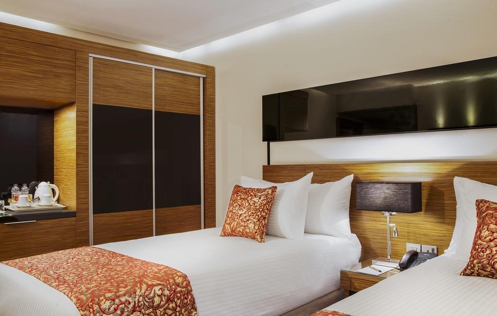 Double or Twin Standard