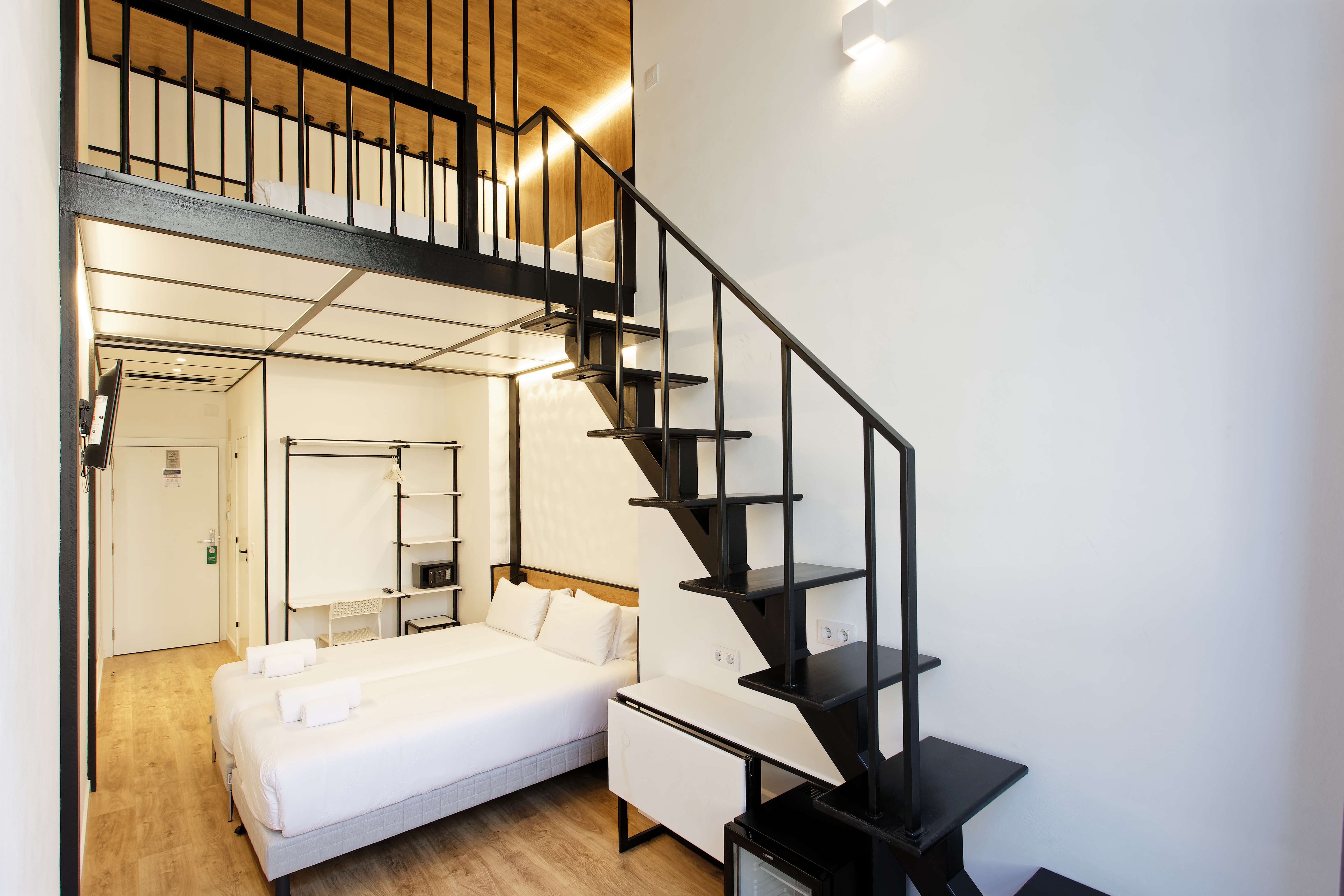 Quadruple Superior with Views