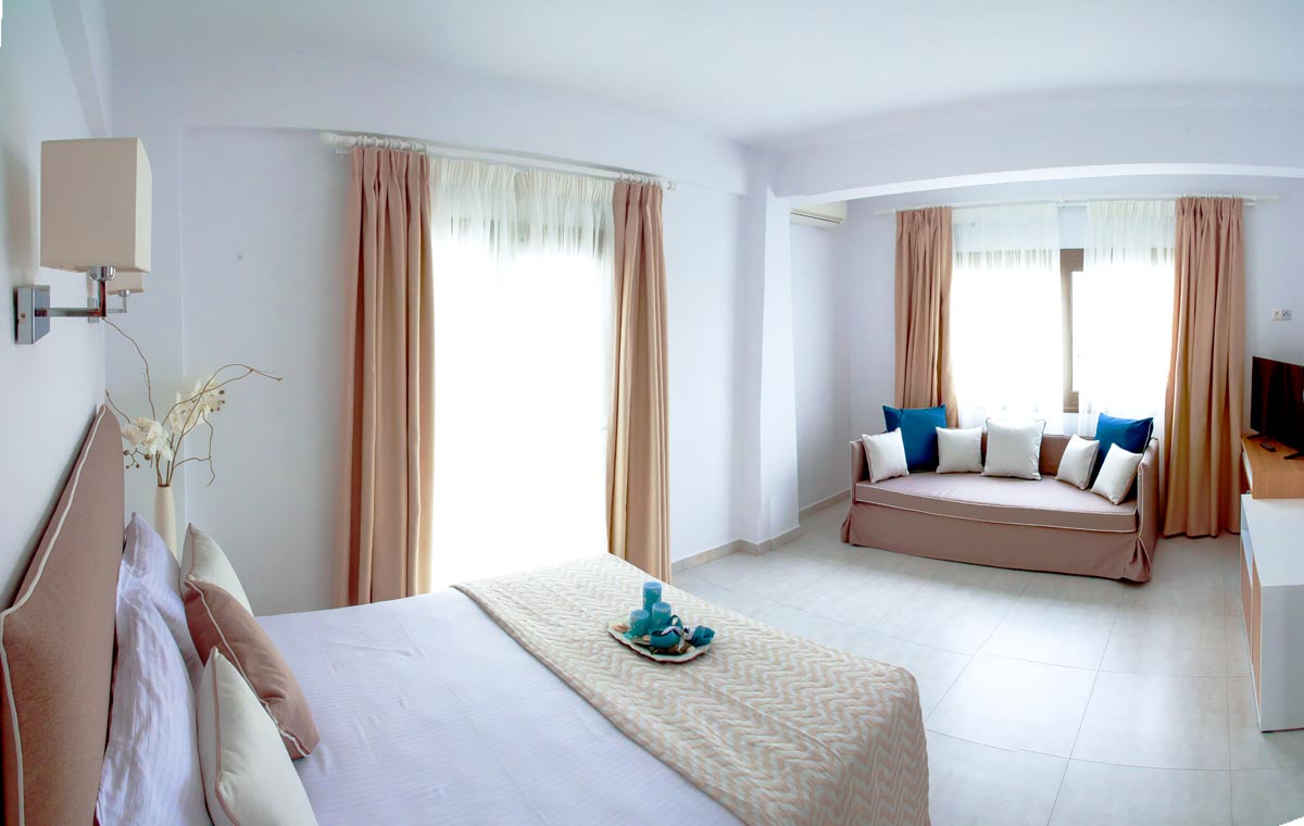 Junior Suite Pool View