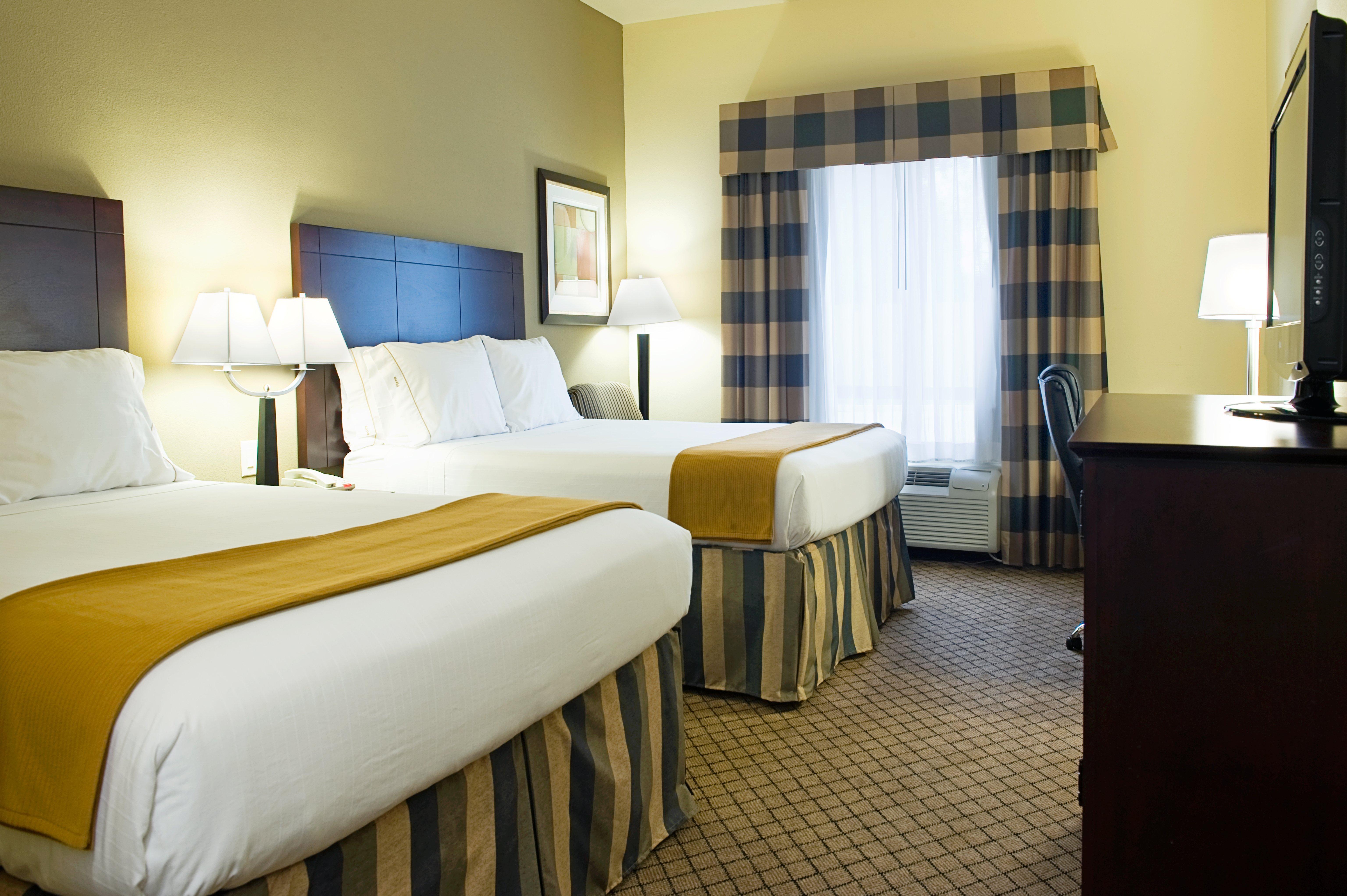 Double Two Queen Beds