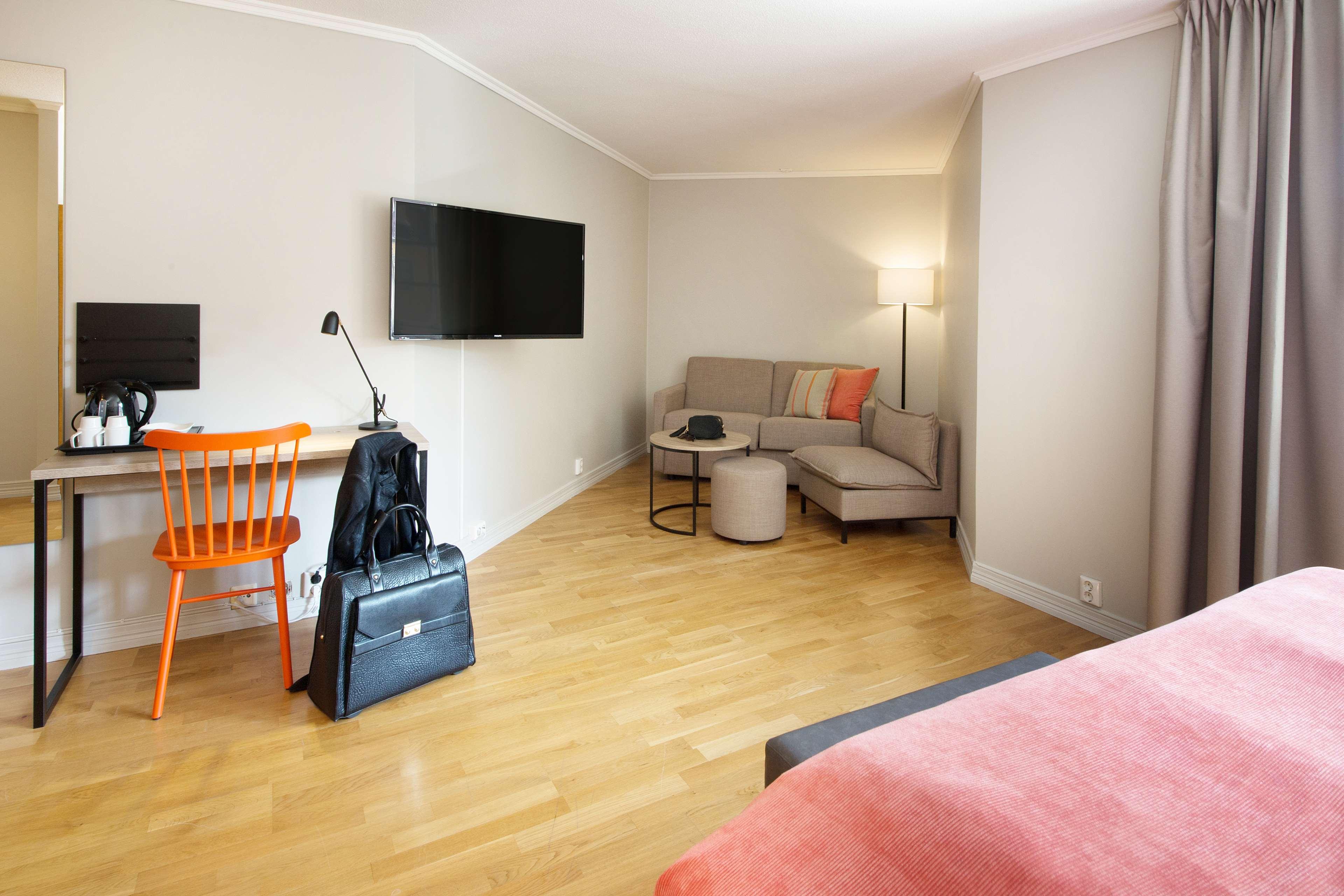 Family Room Superior