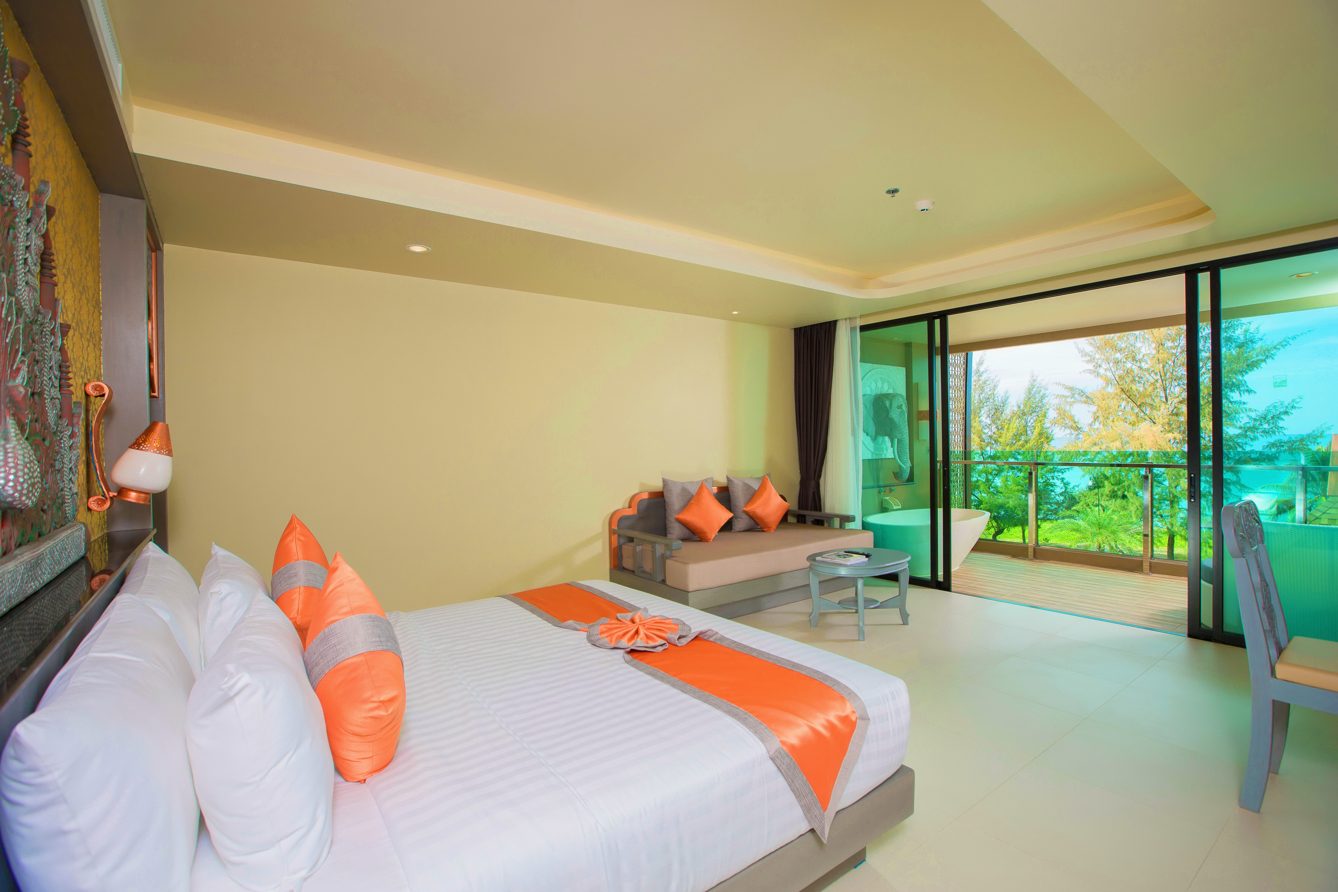 Double or Twin Deluxe Sea View