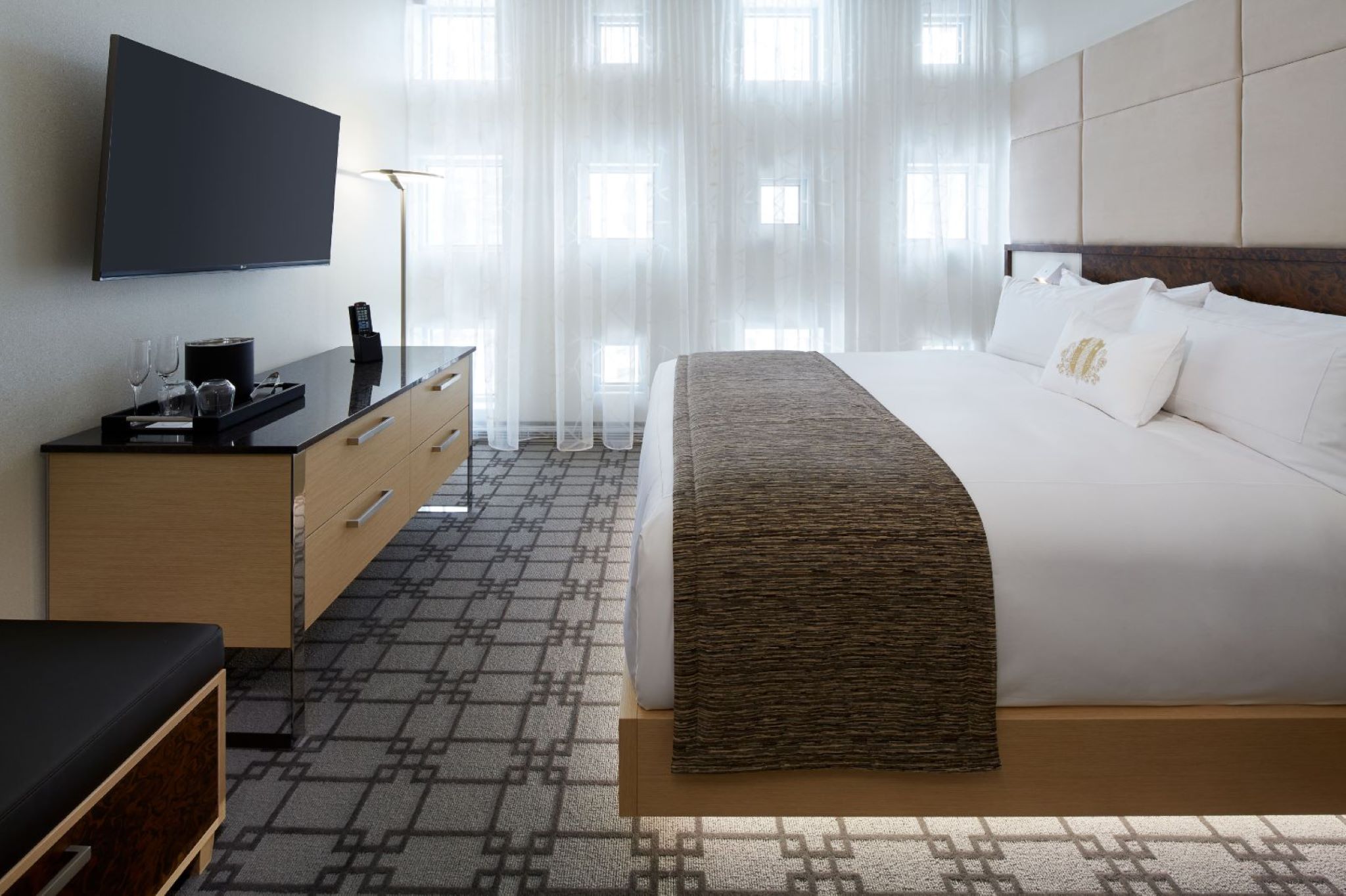 Double Deluxe King Bed