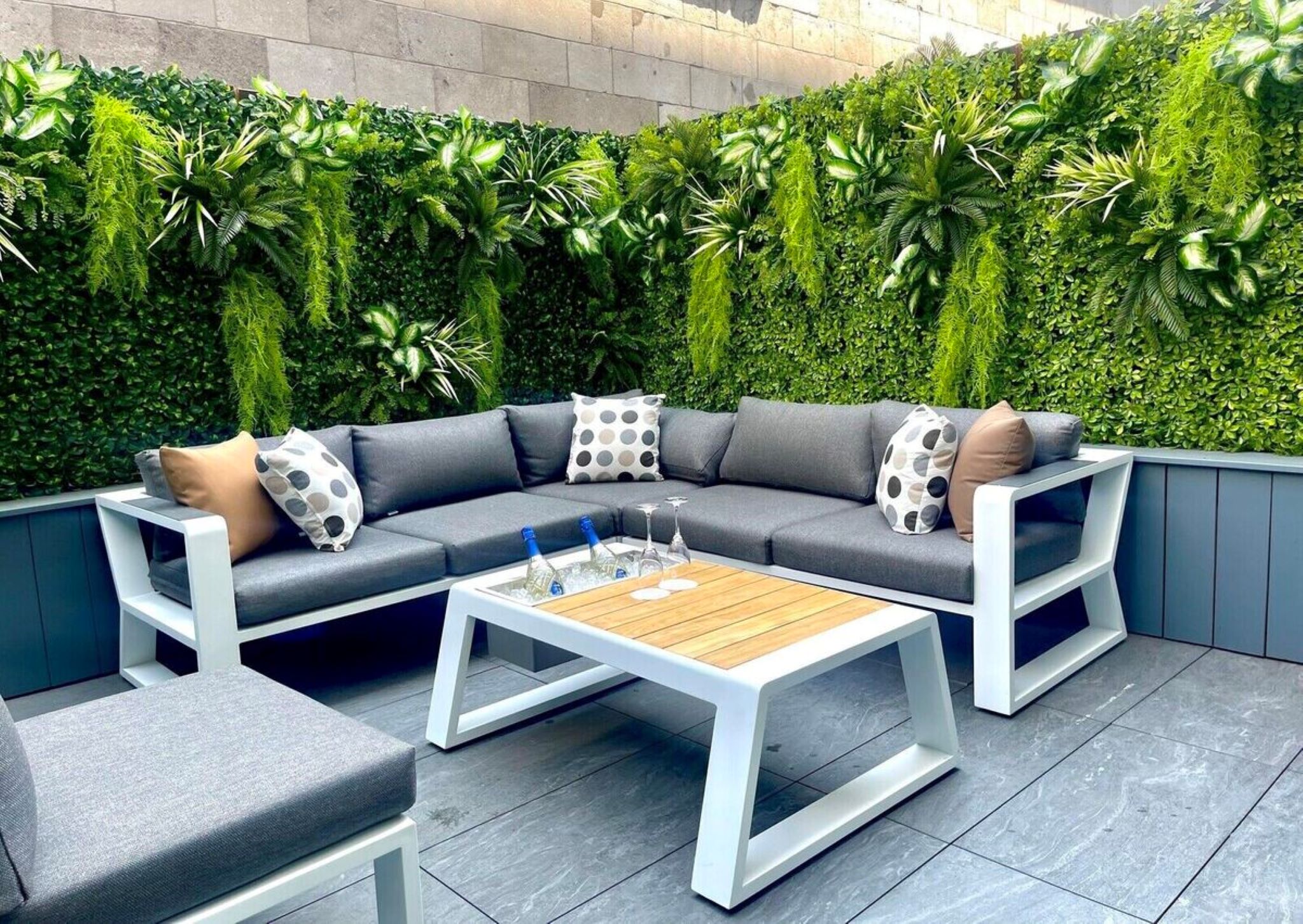 Double Deluxe King Bed