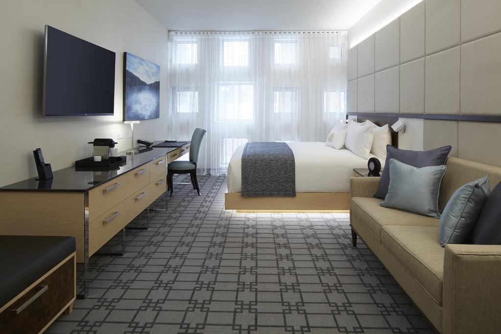 Junior Suite King Size Bed