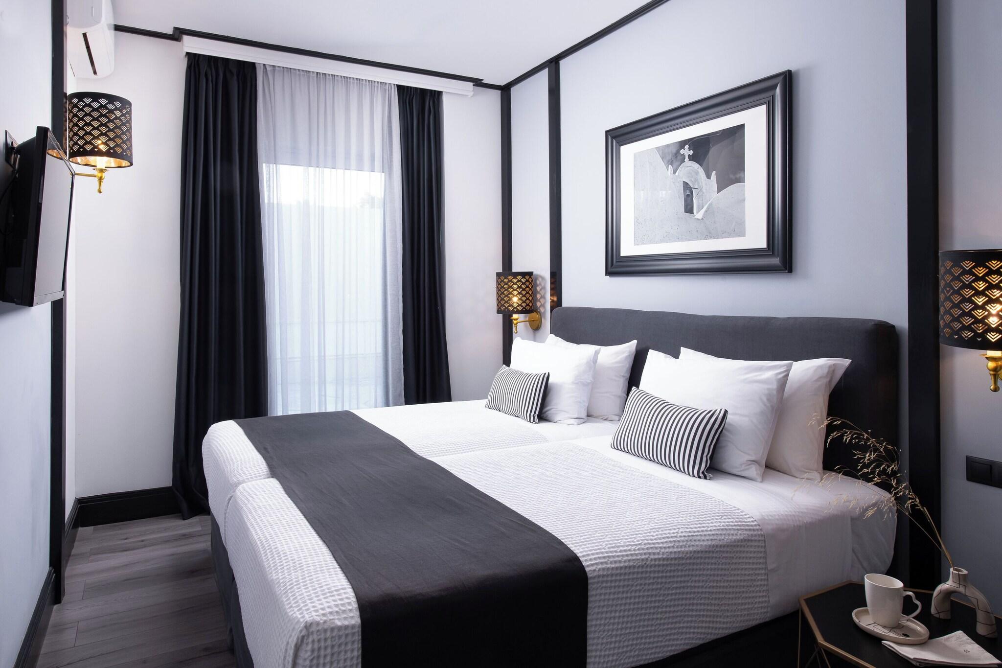 Family Room Garden View King Bed