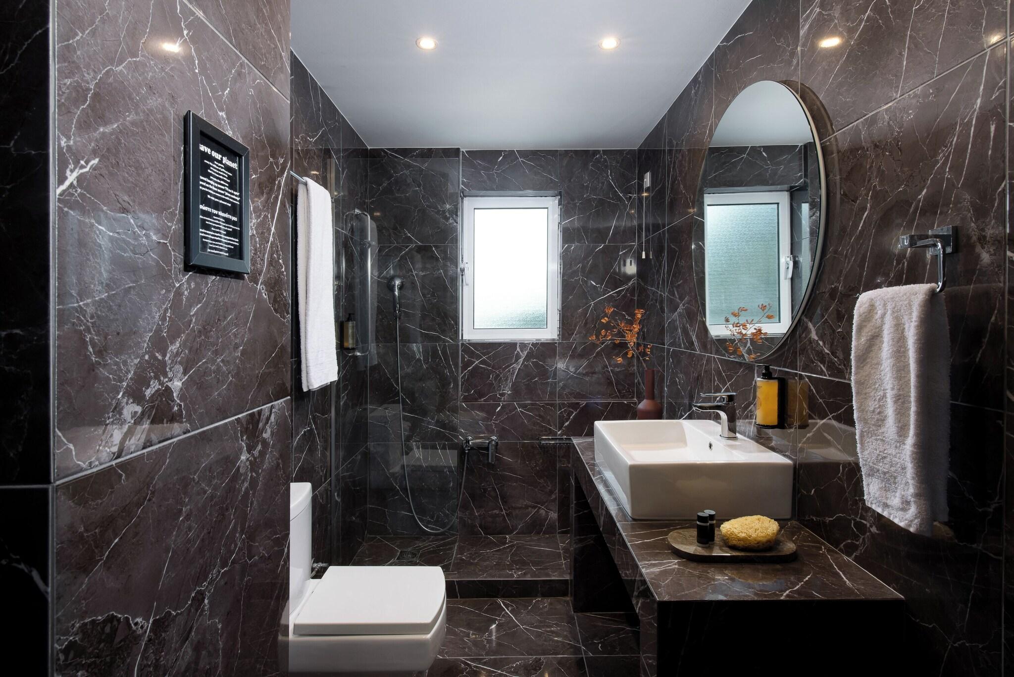 Family Room Garden View King Bed