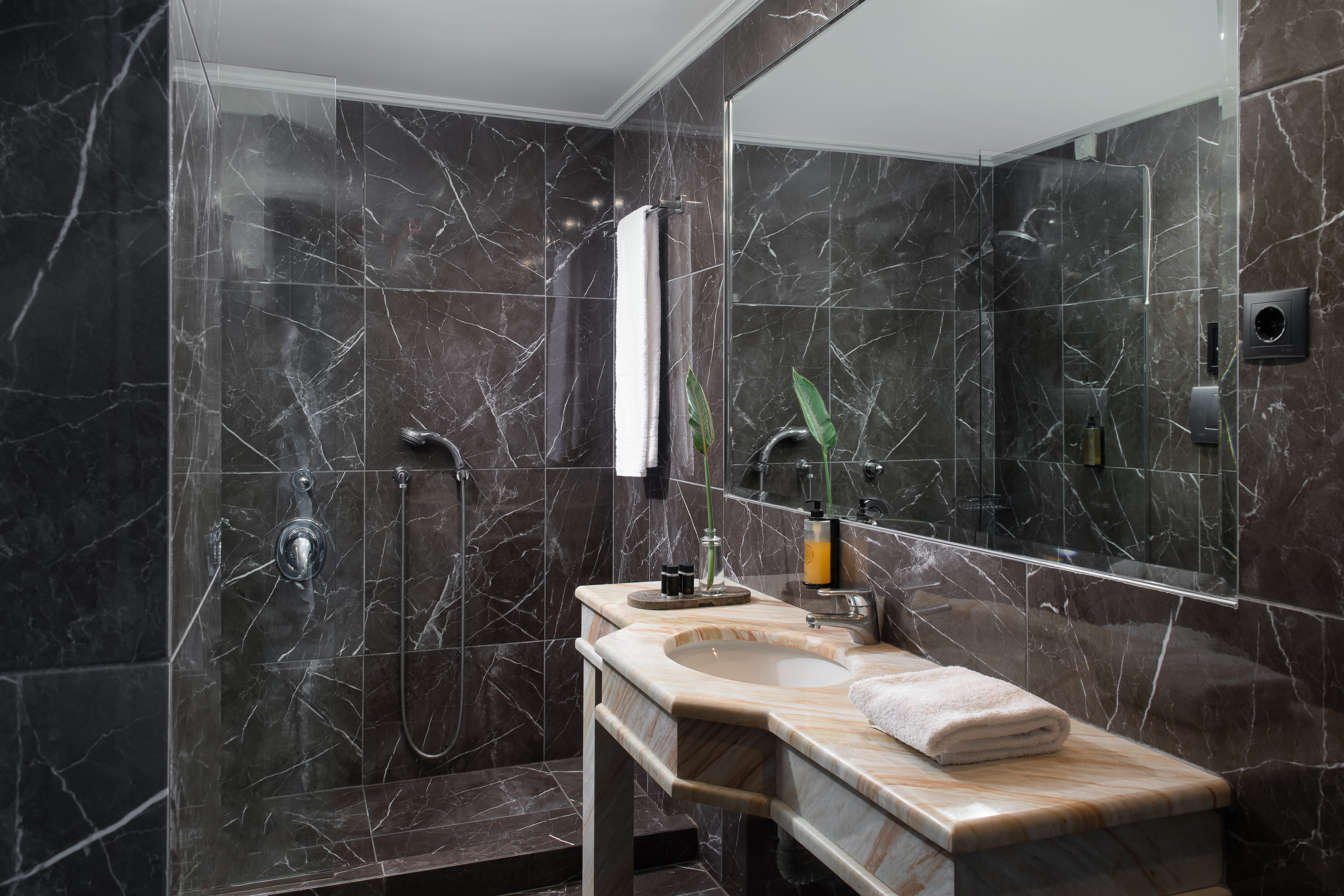 Double or Twin Capacity 3