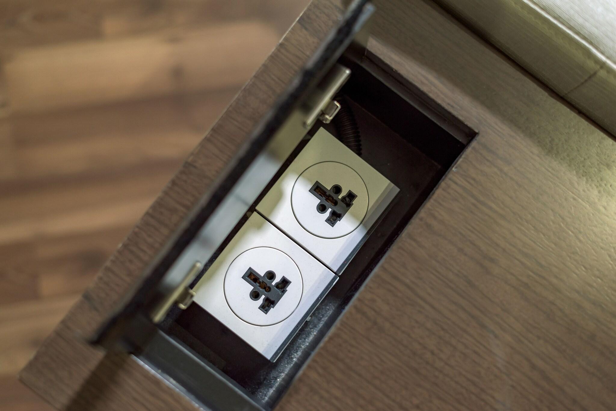 Double Queen Size Bed