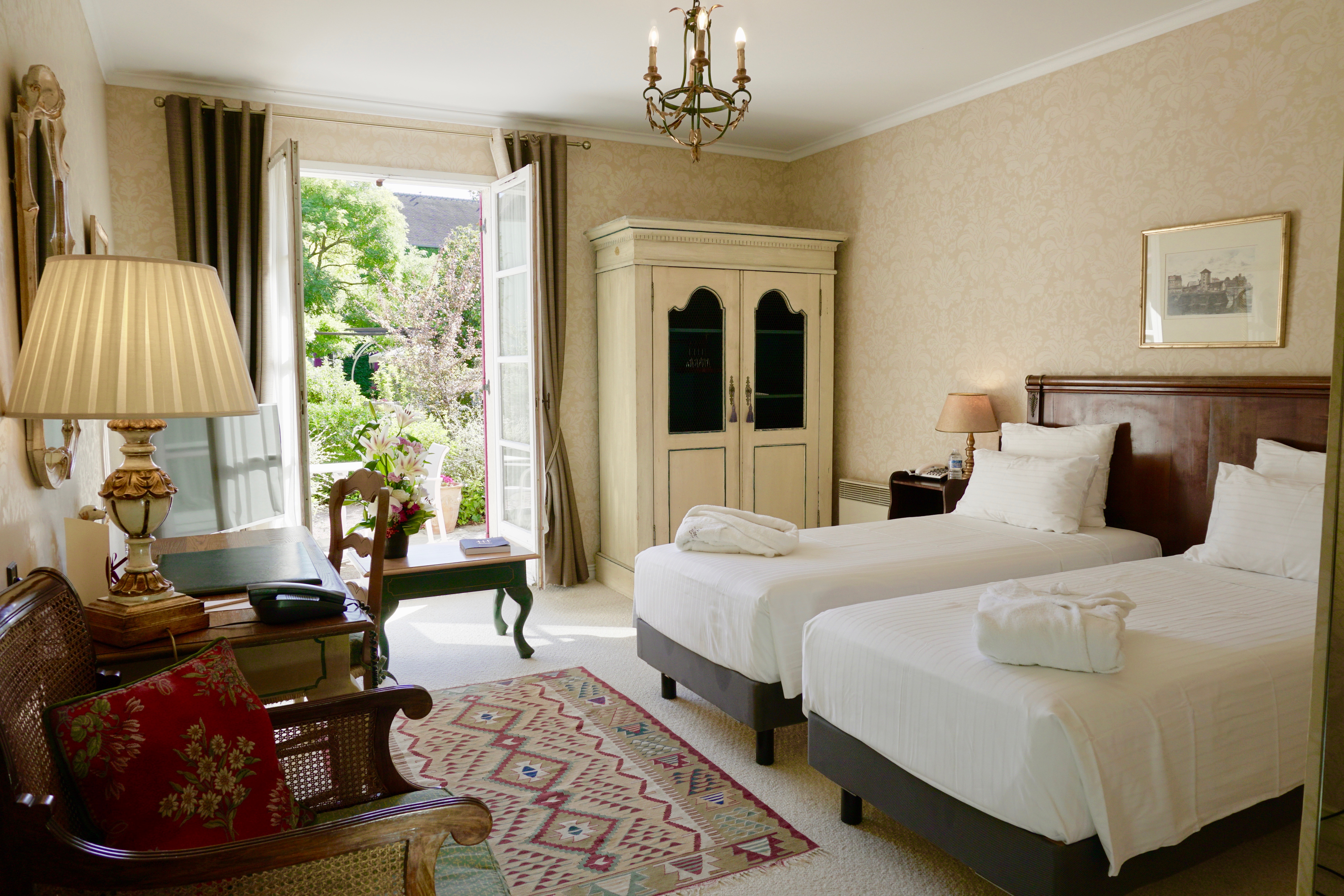 Twin Classic with Terrace