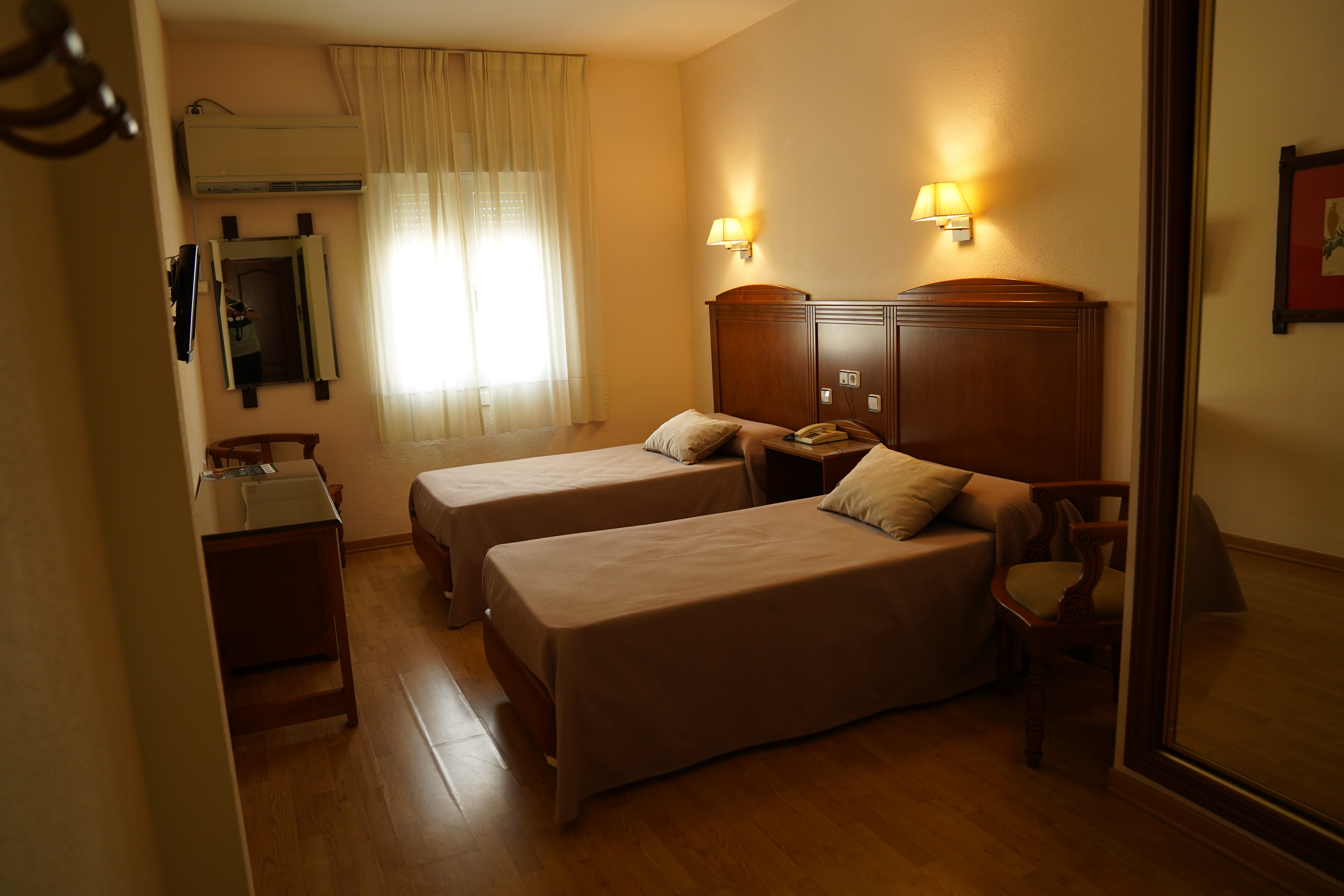 Double or Twin Standard