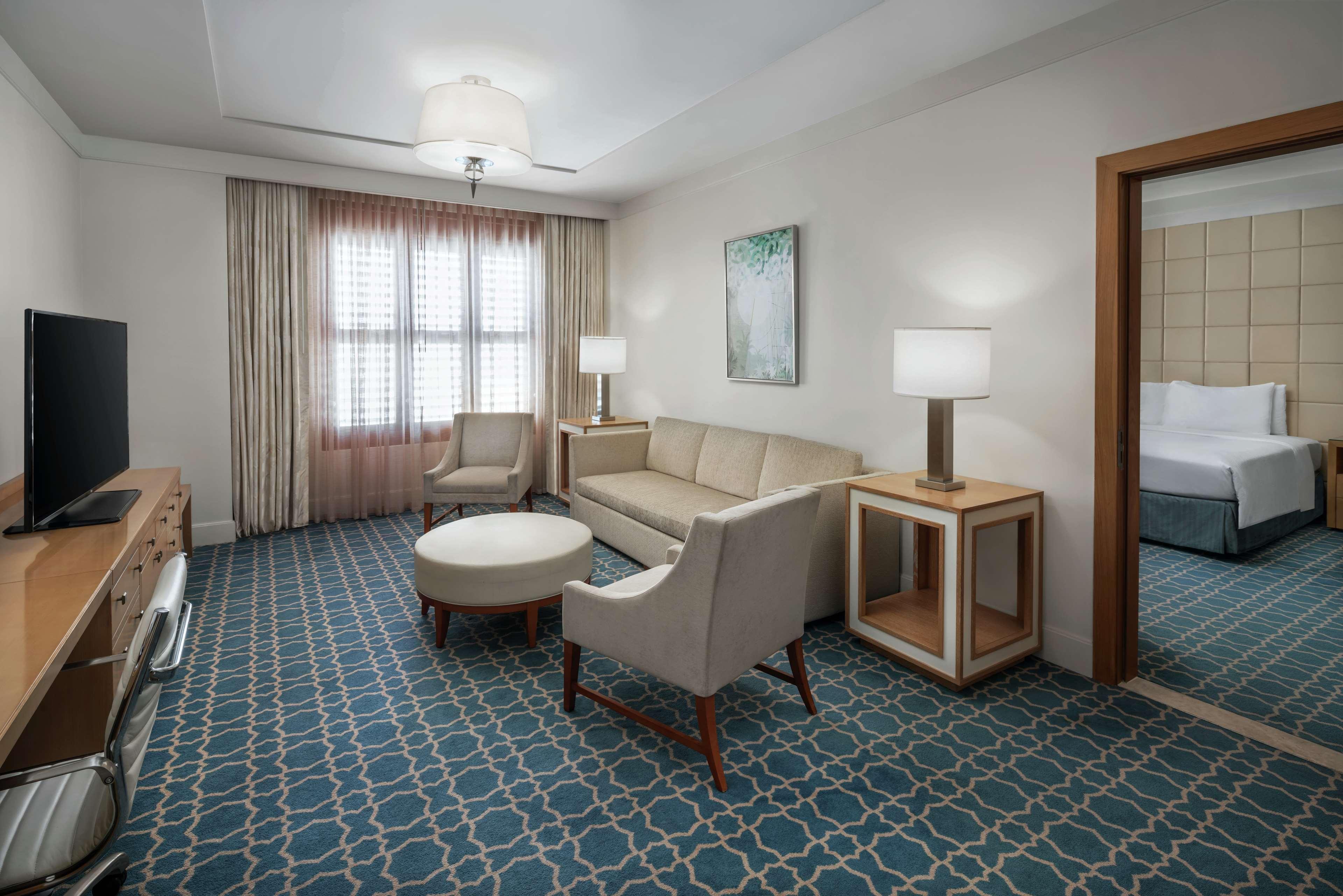 Suite Executive King Bed