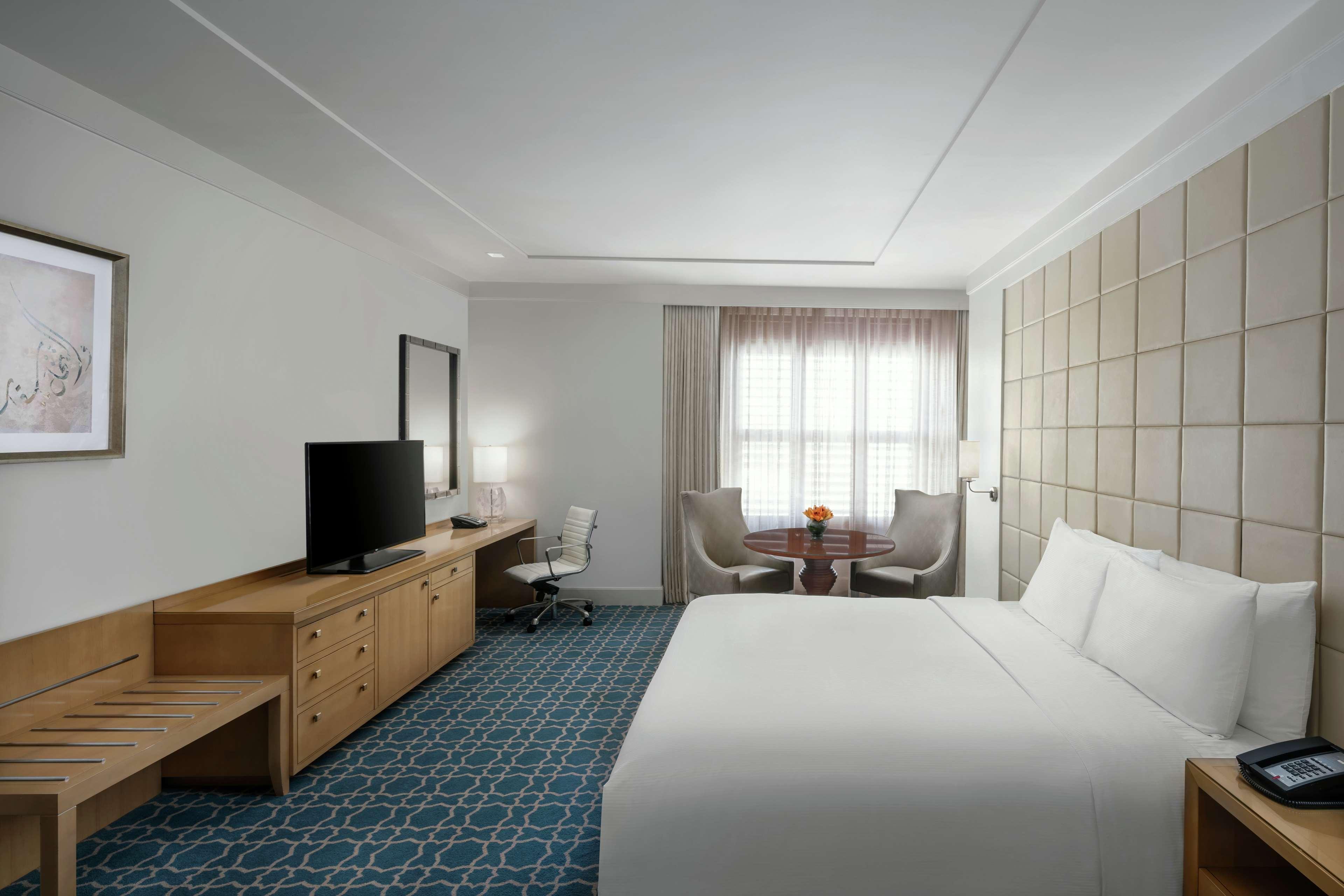 Suite Executive King Bed