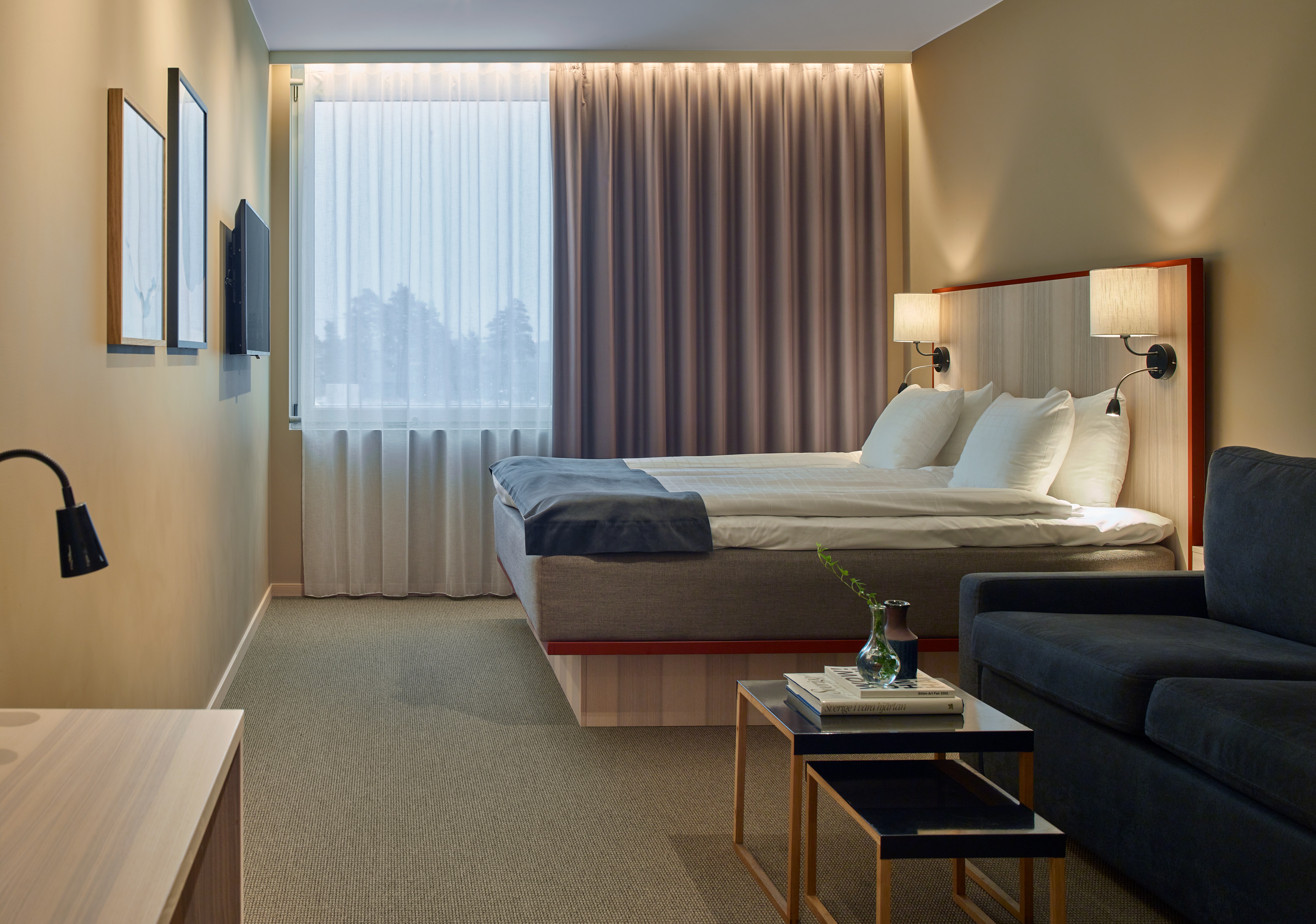 Double Superior King Bed