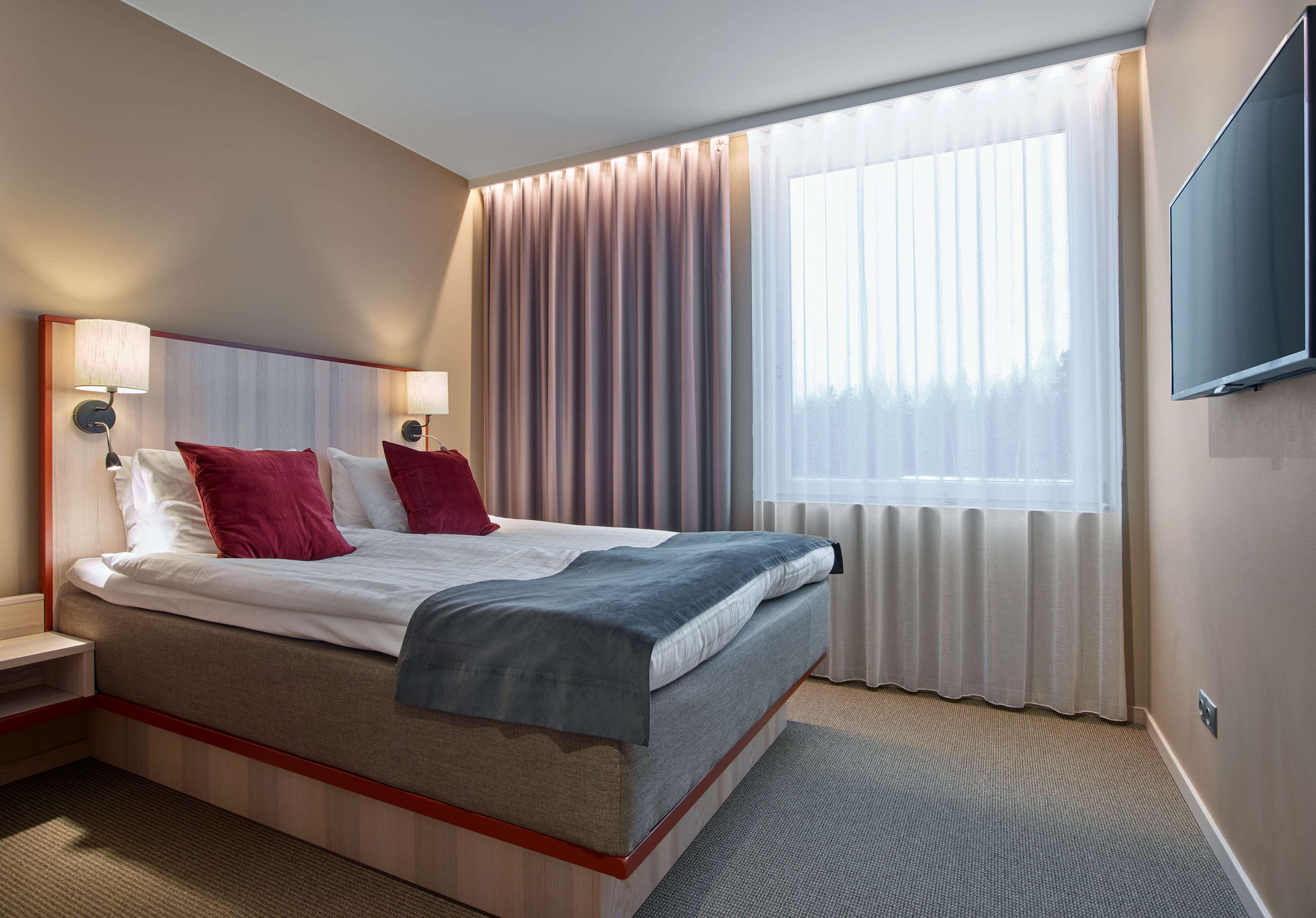 Double King Size Bed