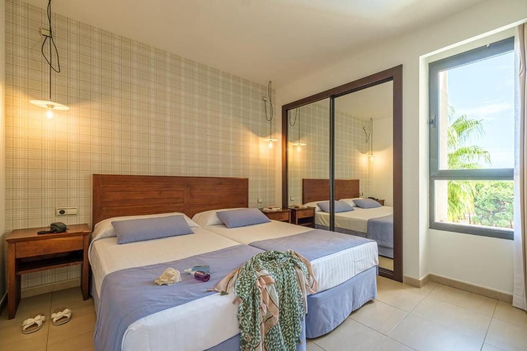 Junior Suite Pool View