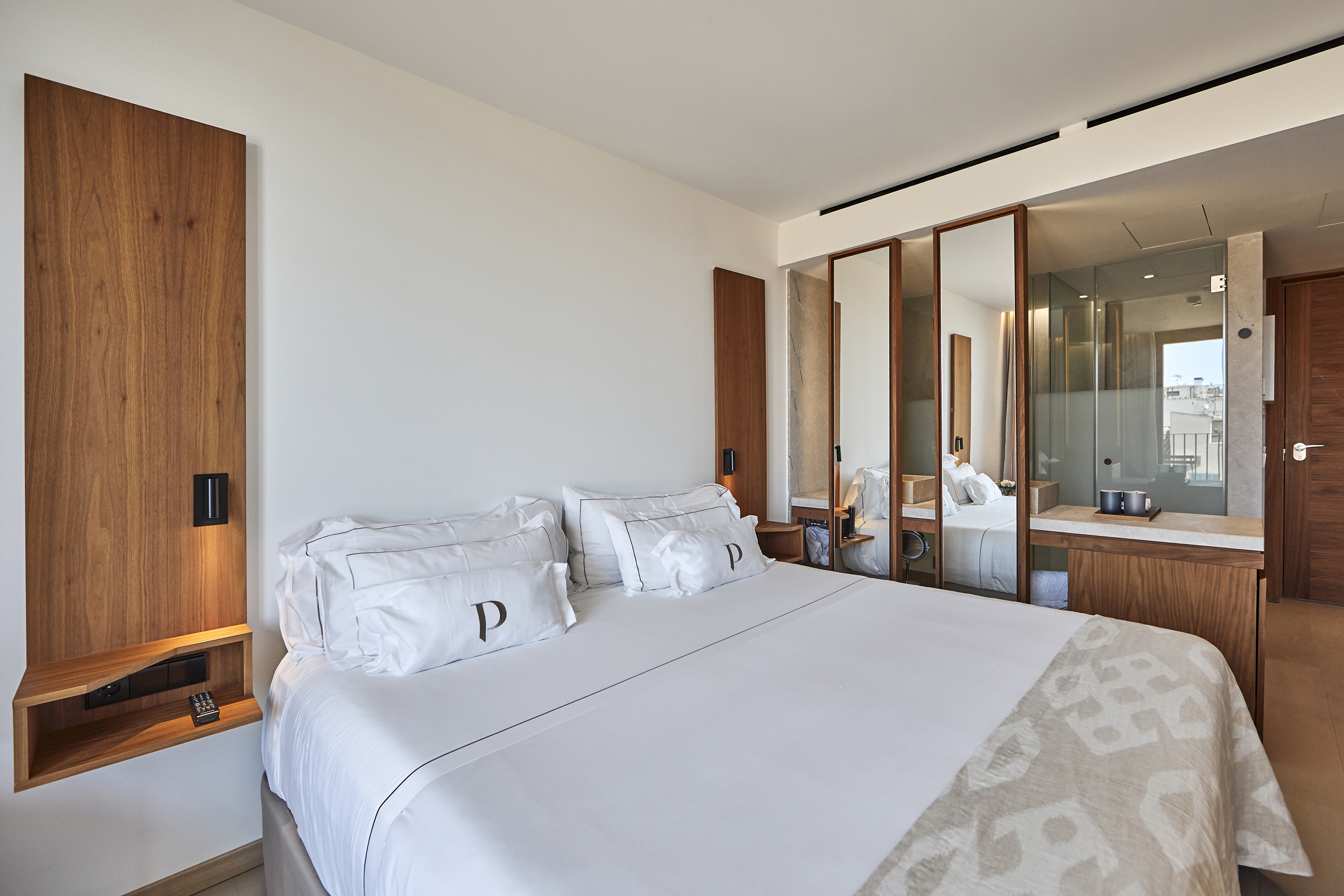 Double or Twin Superior