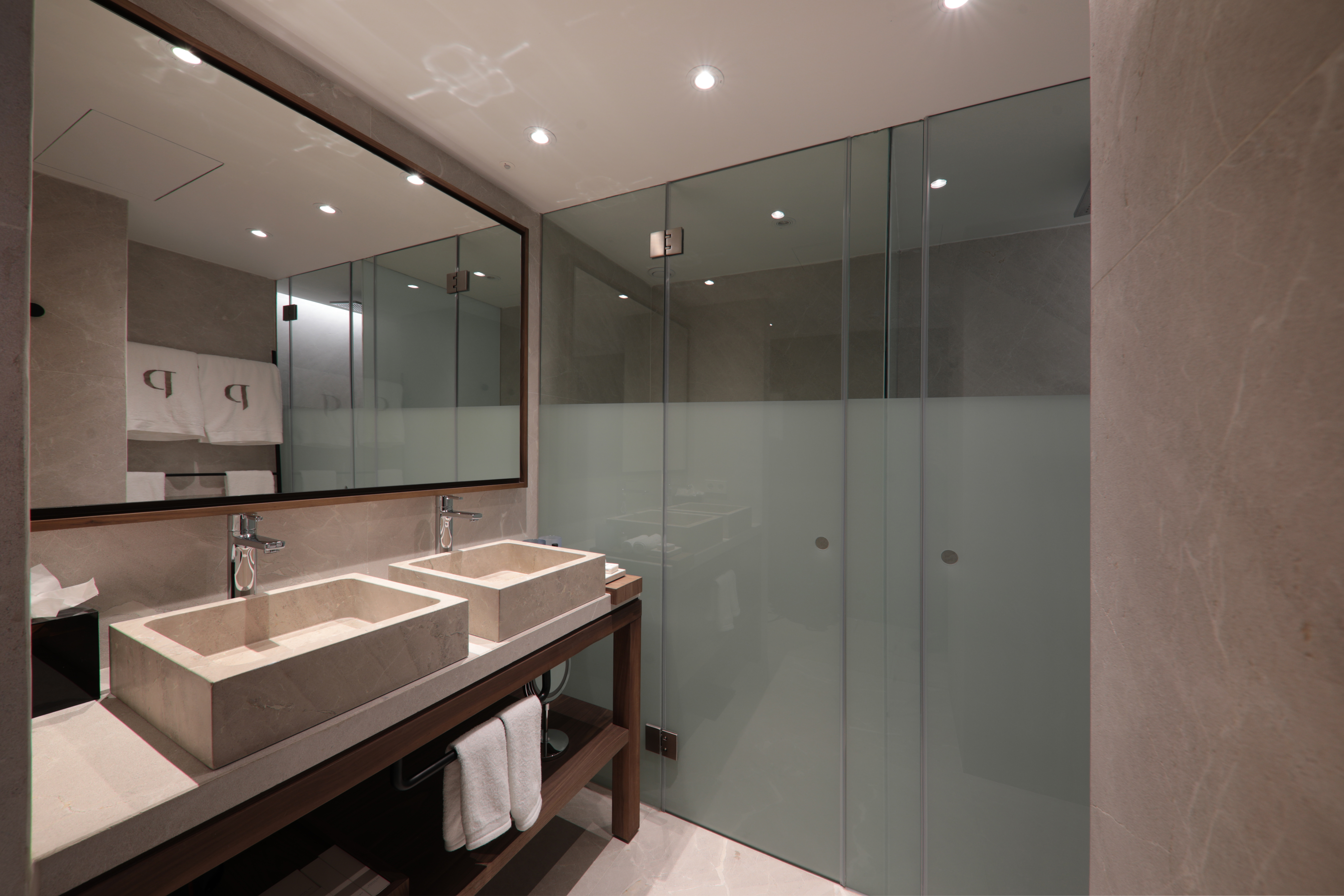 Double Single Superior