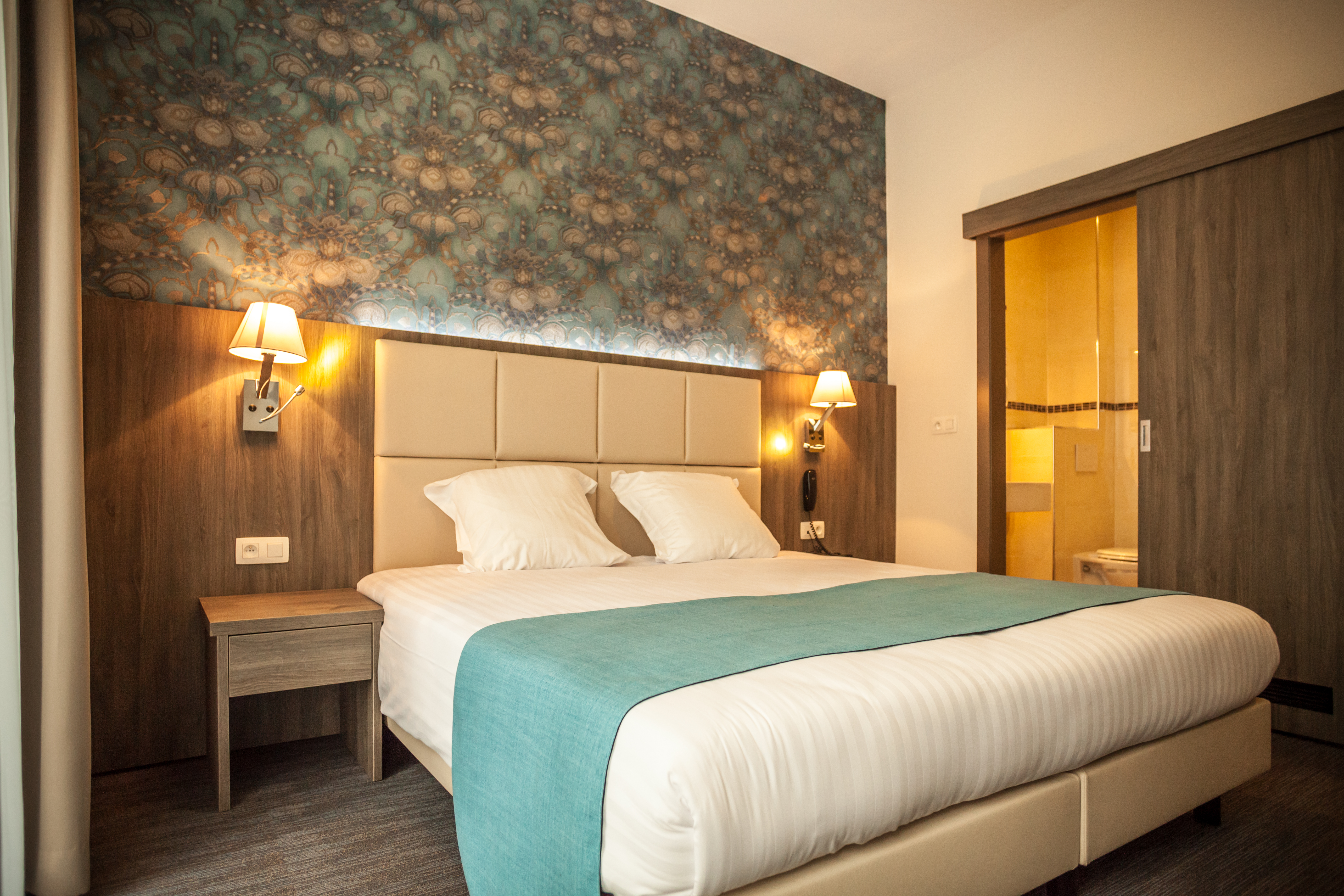 Double or Twin Deluxe