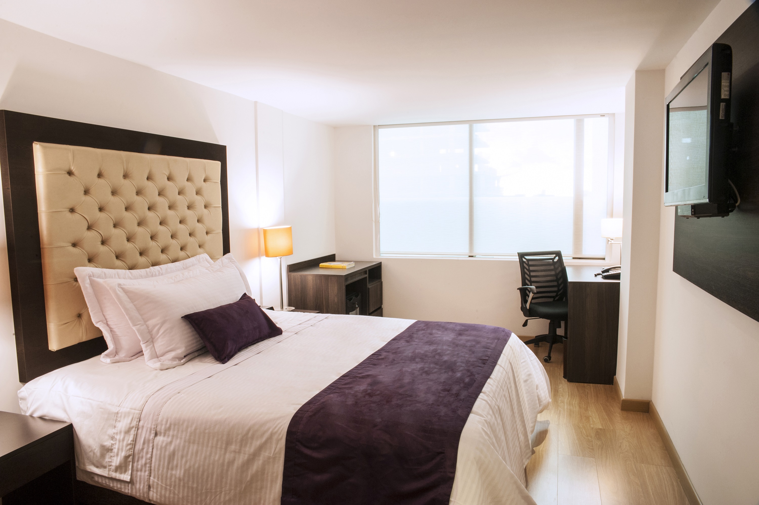 Double Superior Queen Bed