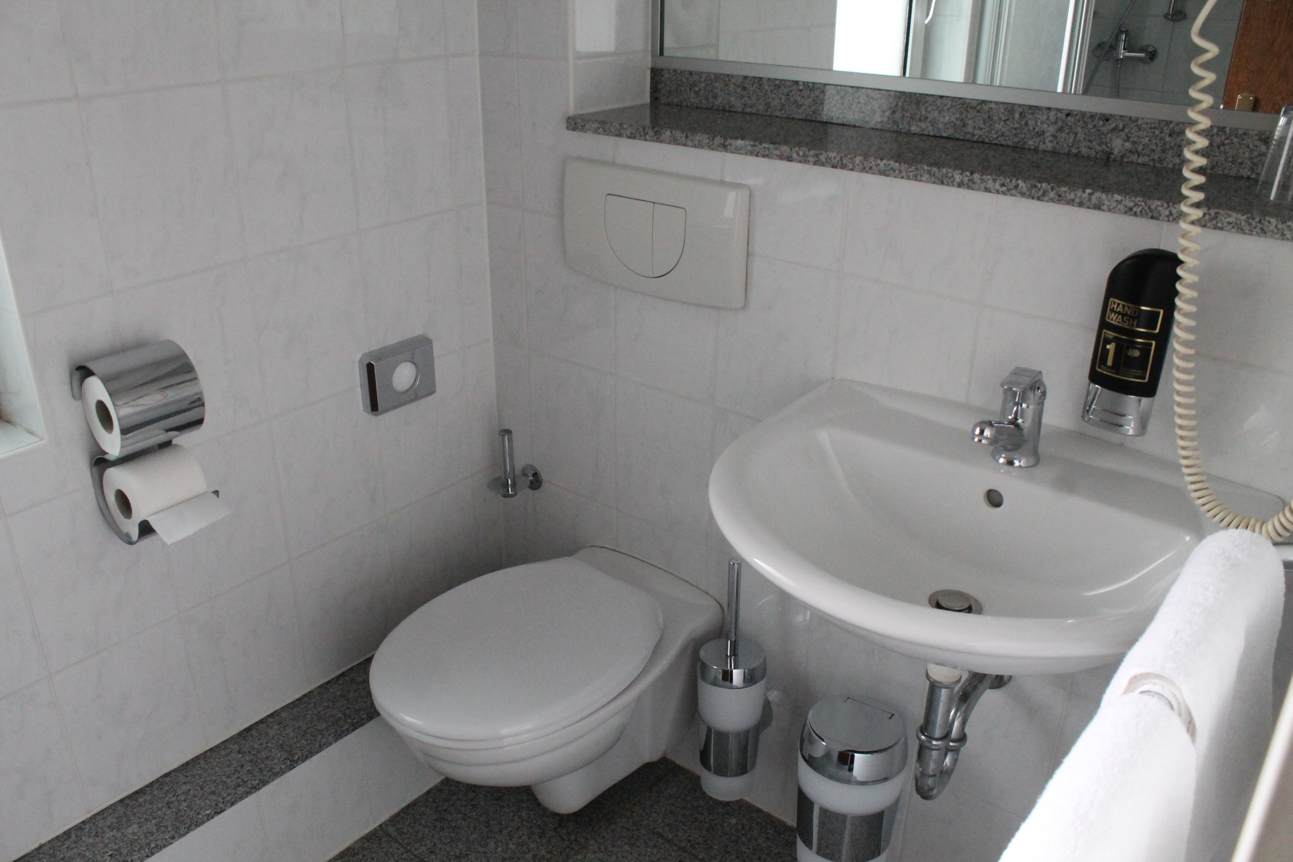 Double or Twin Standard