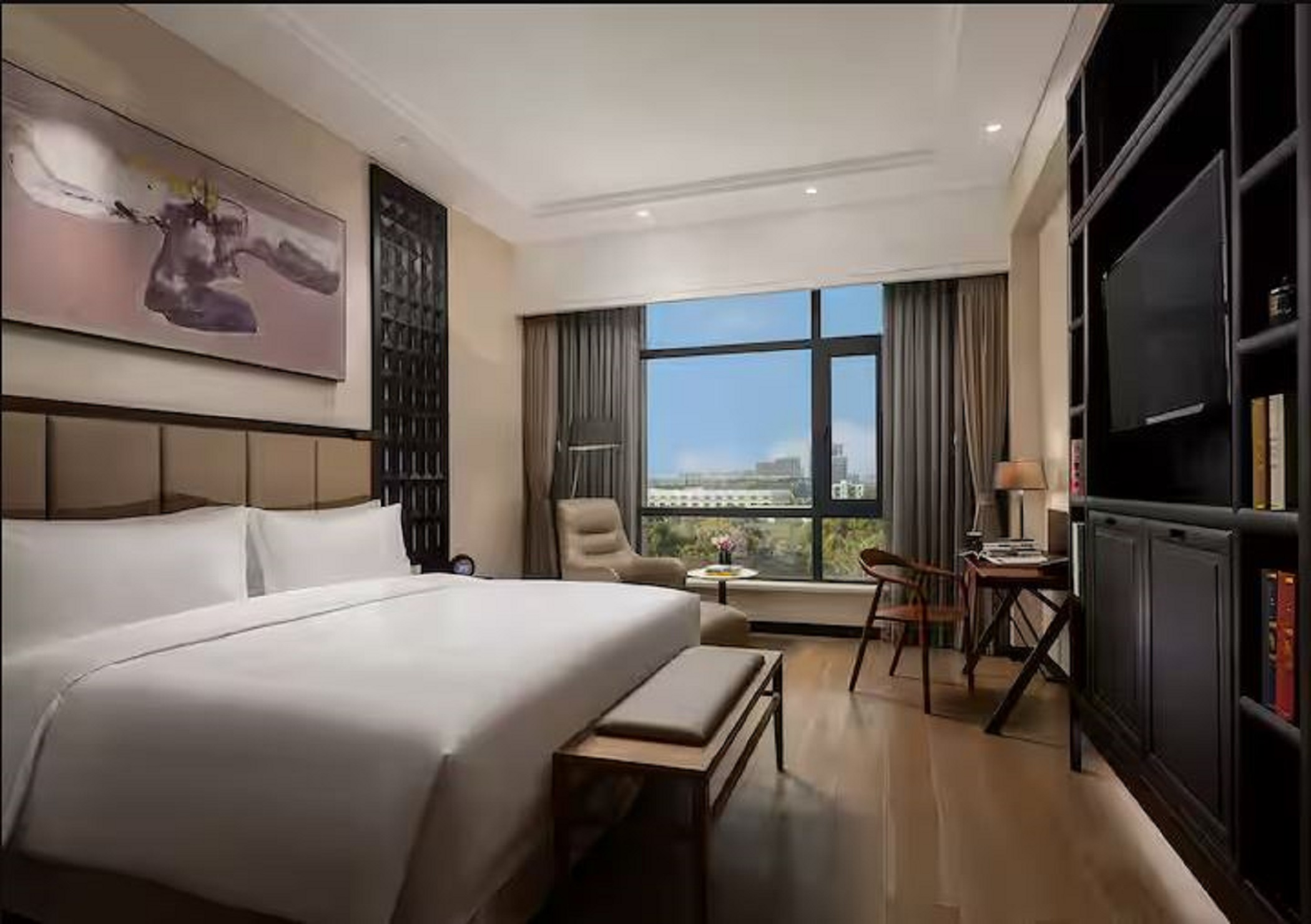 Double Deluxe King Bed