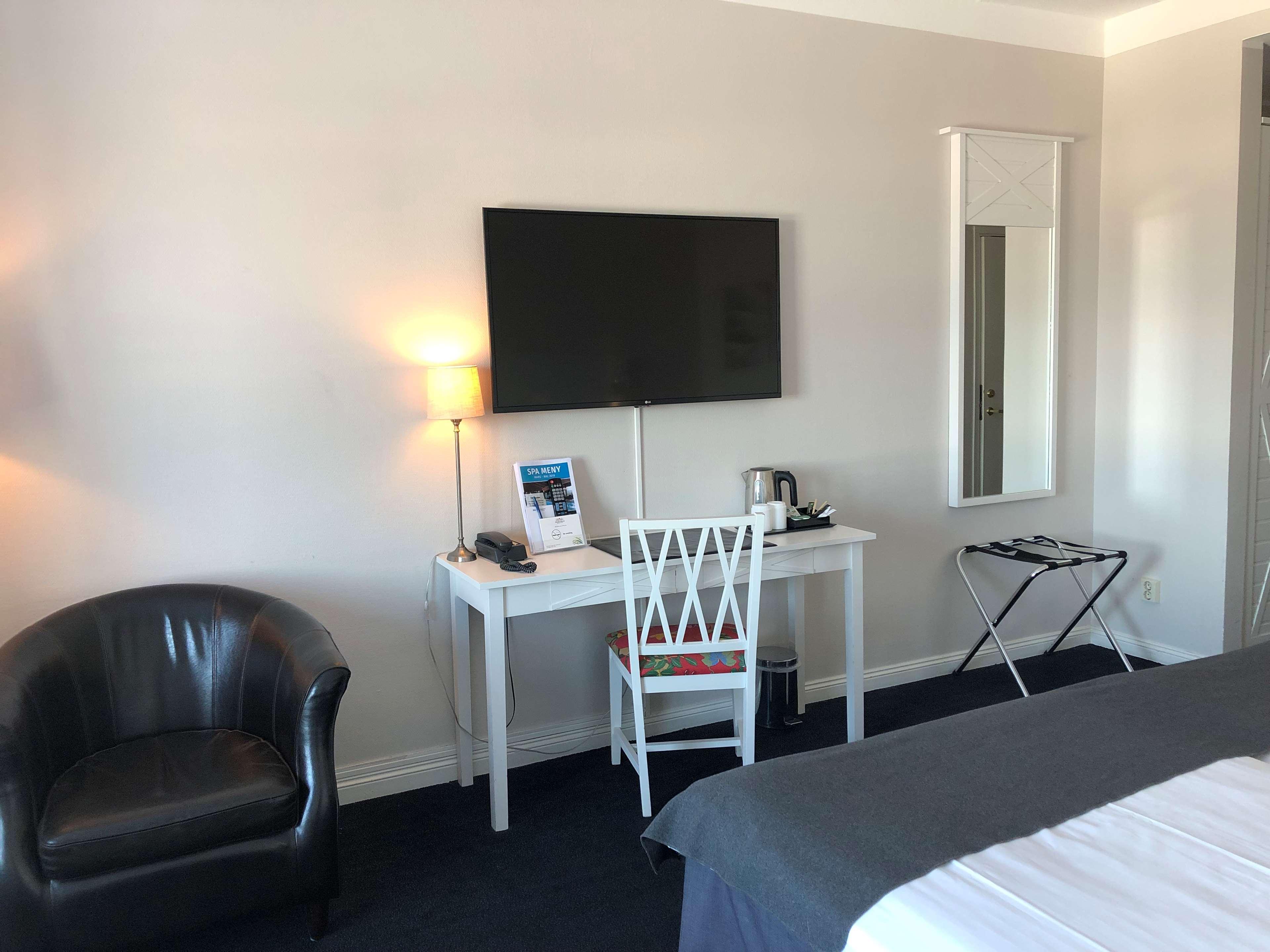 Family Room Superior