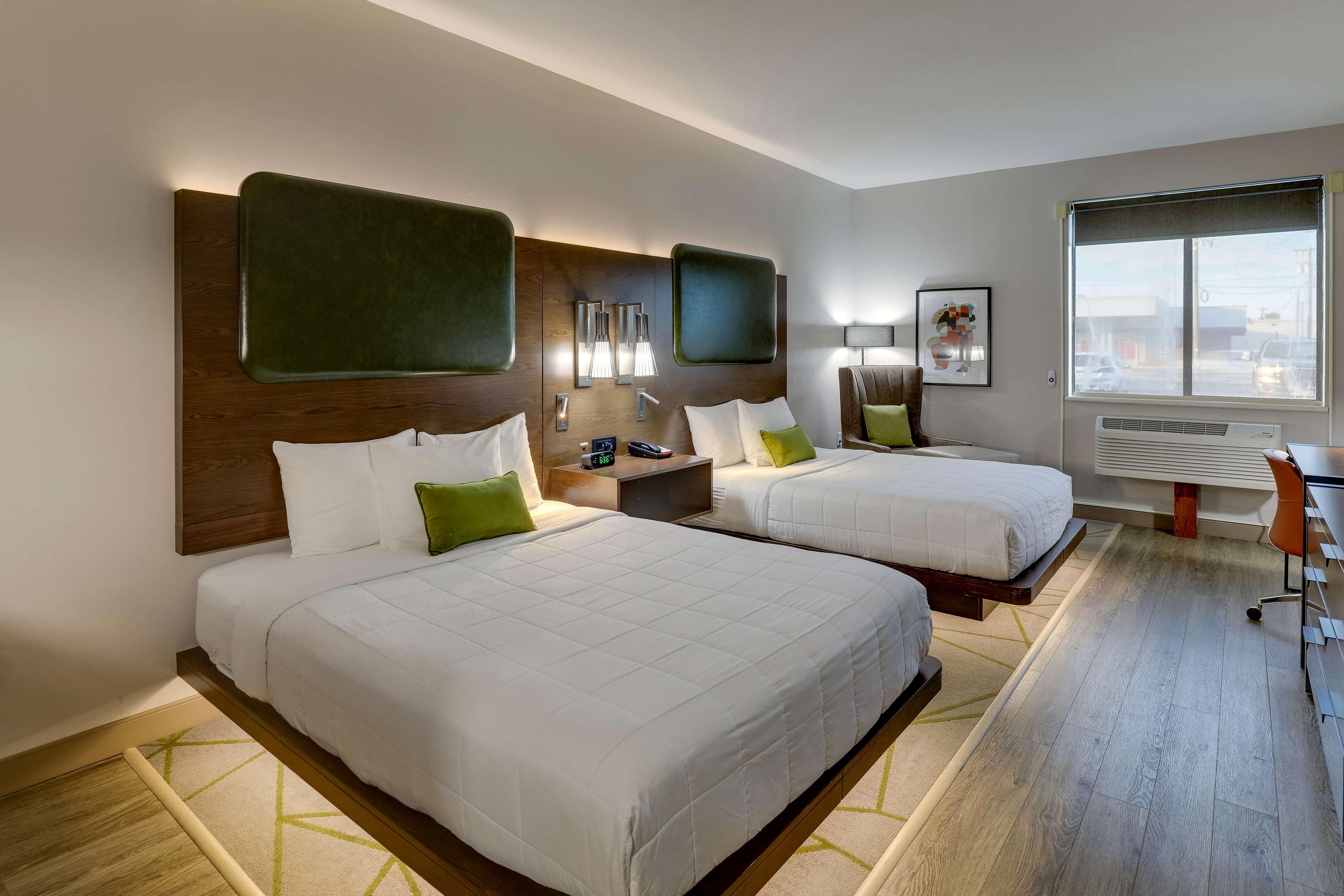 Quadruple Accessible