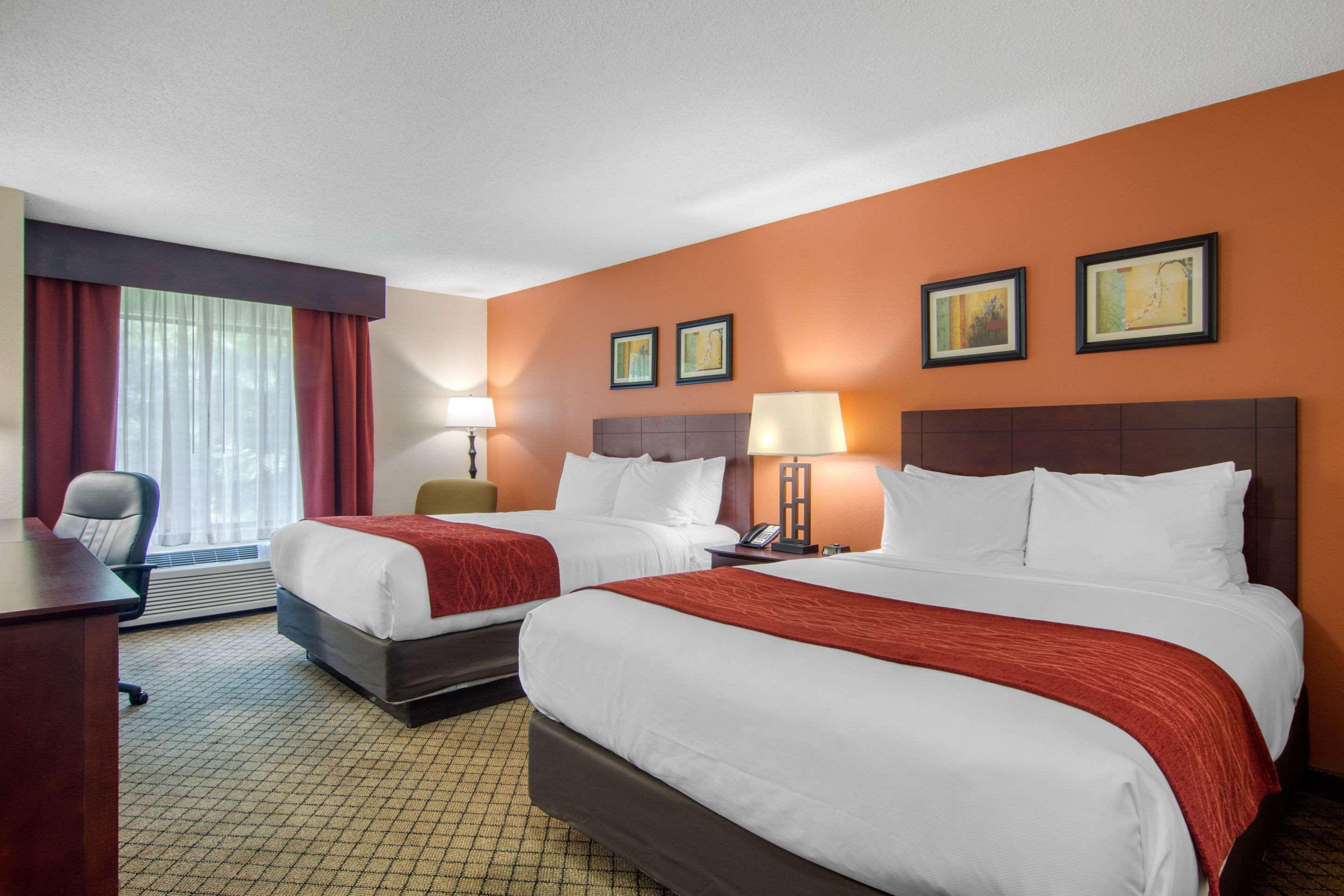 Double Two Queen Beds Non Smoking