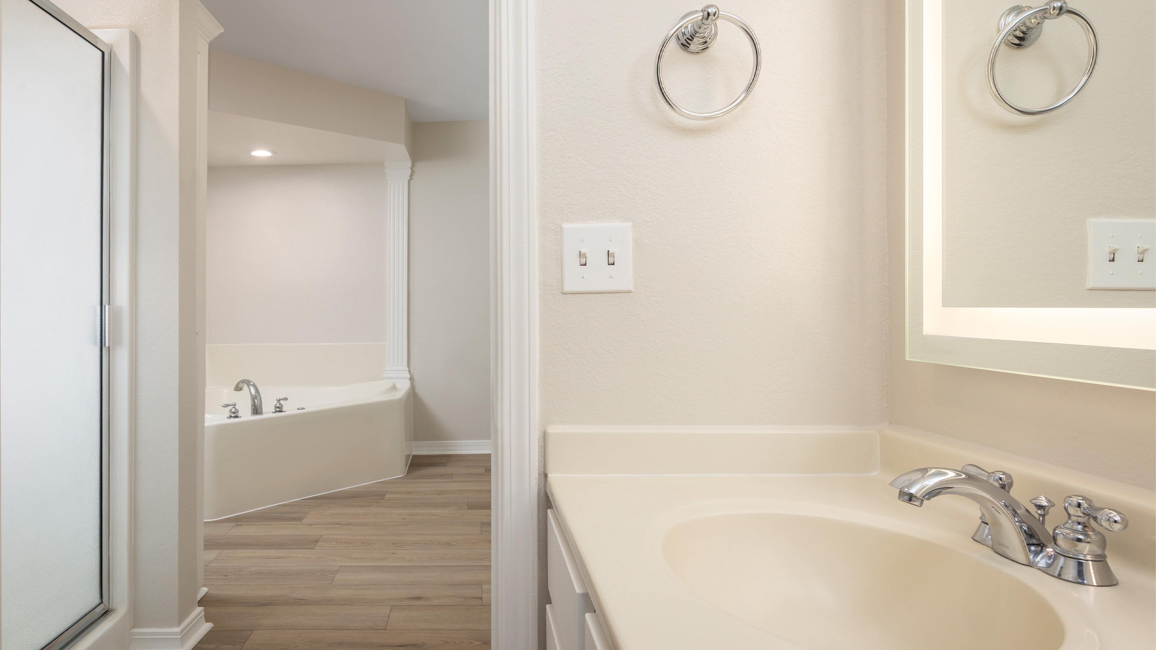 Double or Twin Deluxe Two Bedroom