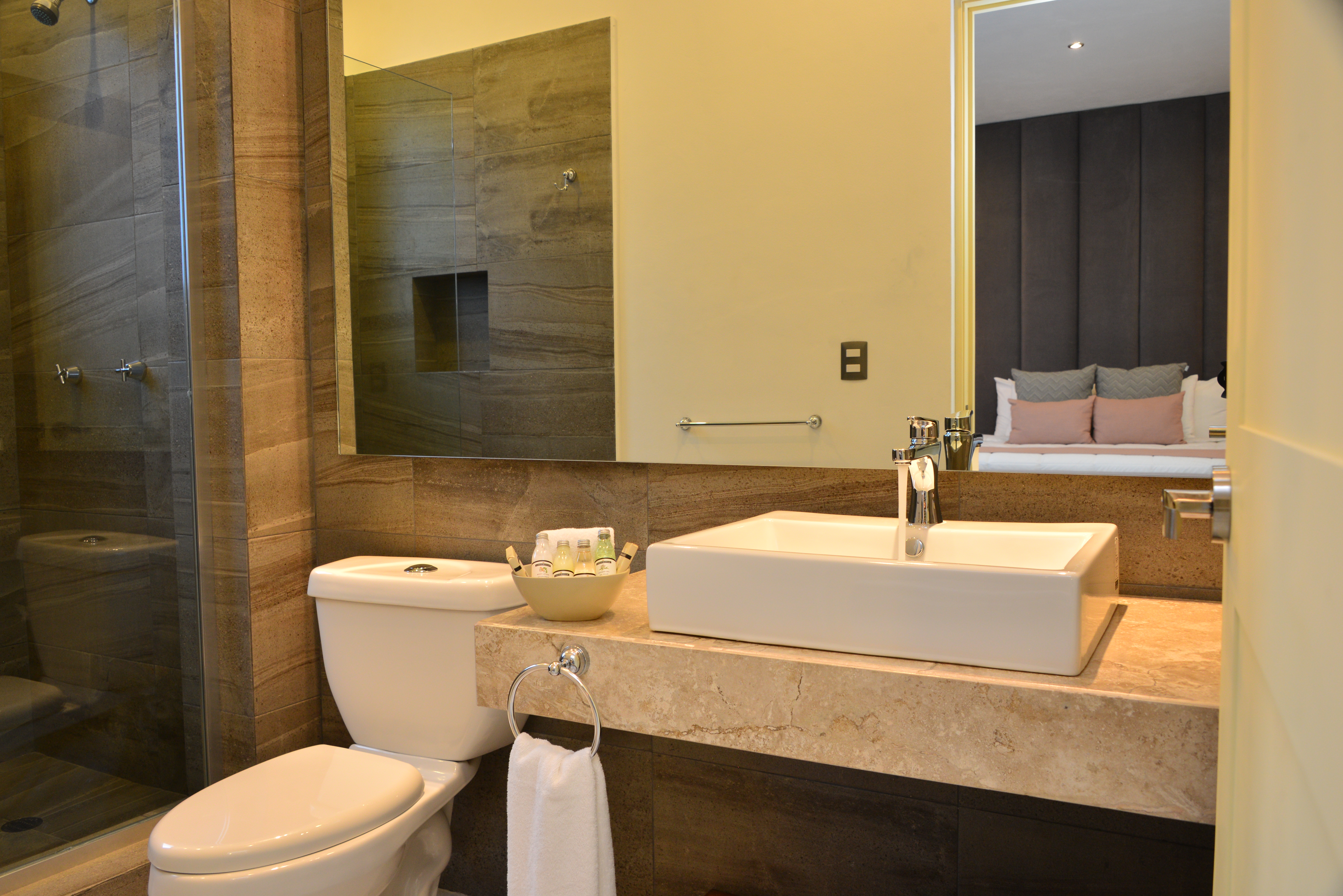 Double Deluxe Pool View