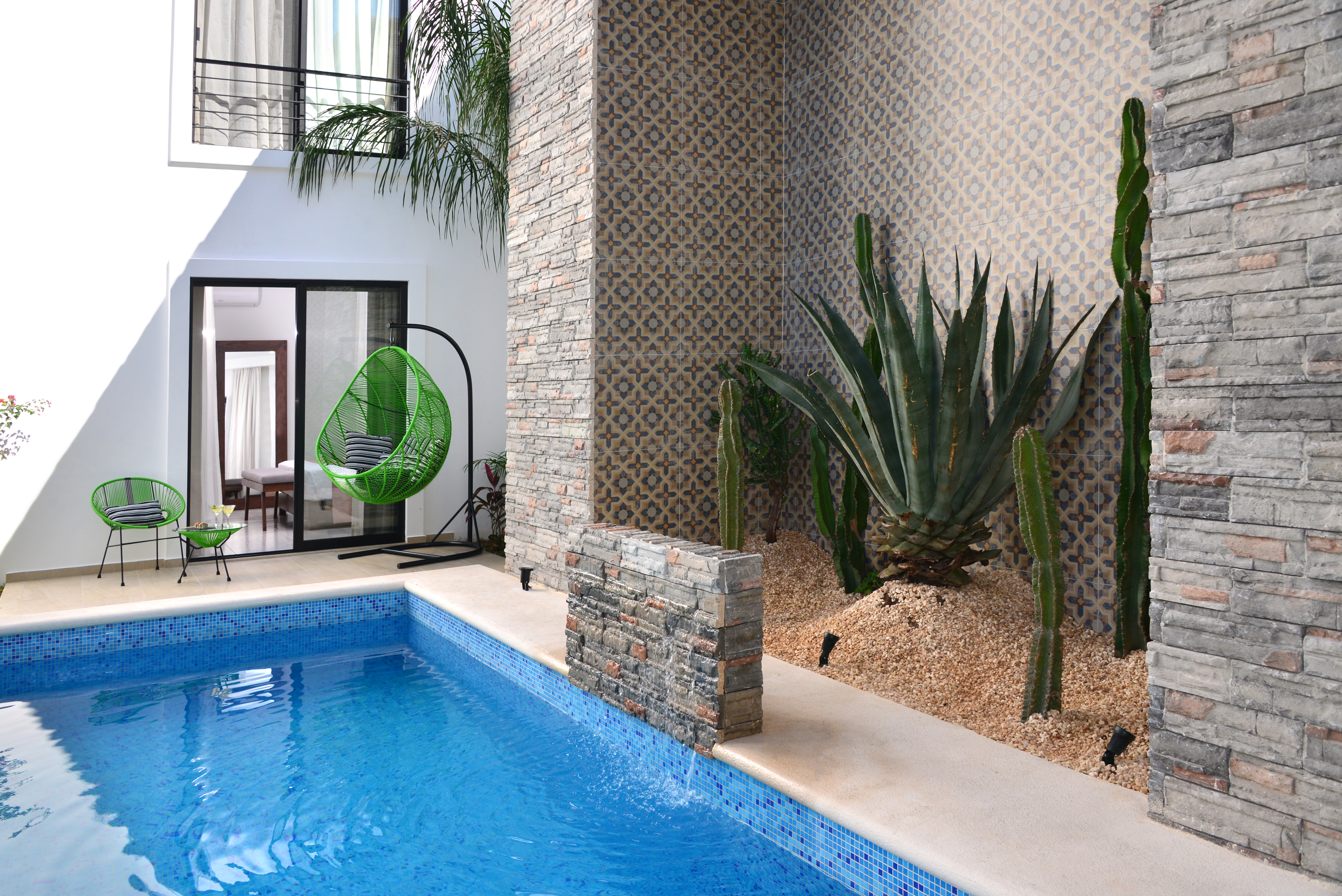 Double Deluxe Pool View