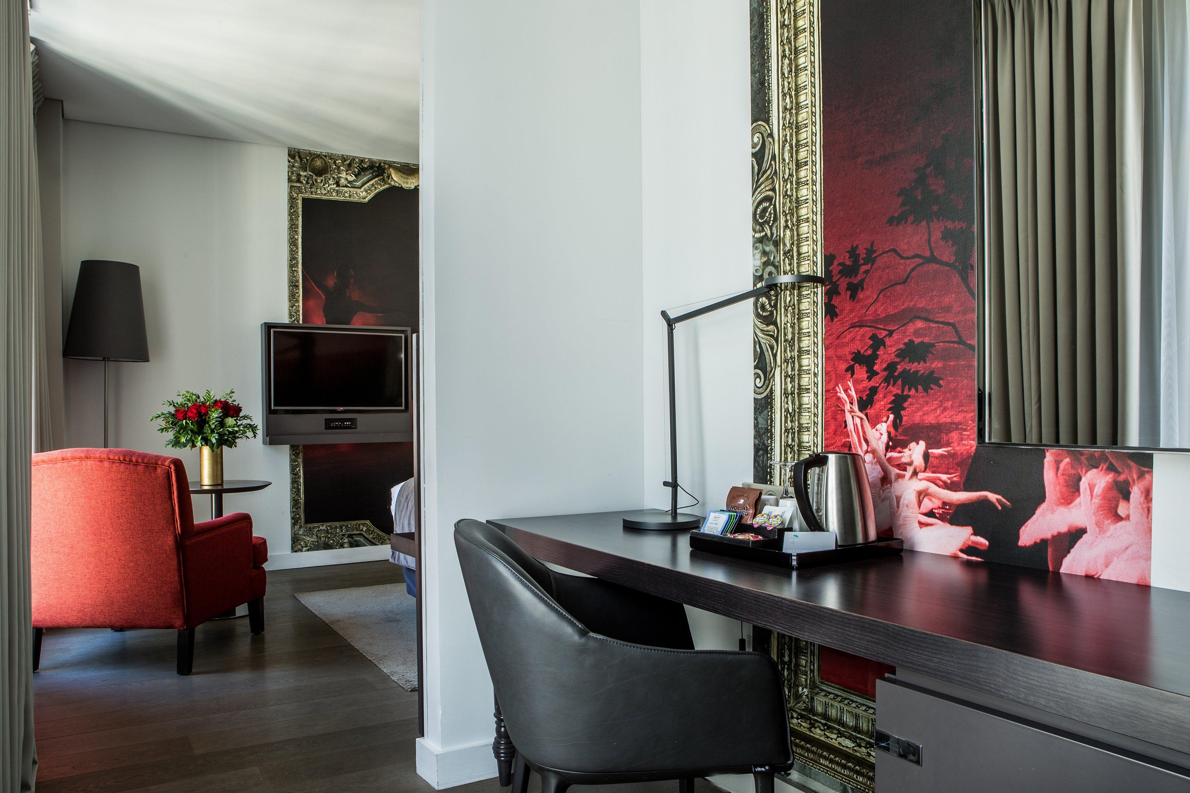 Double Queen Size Bed