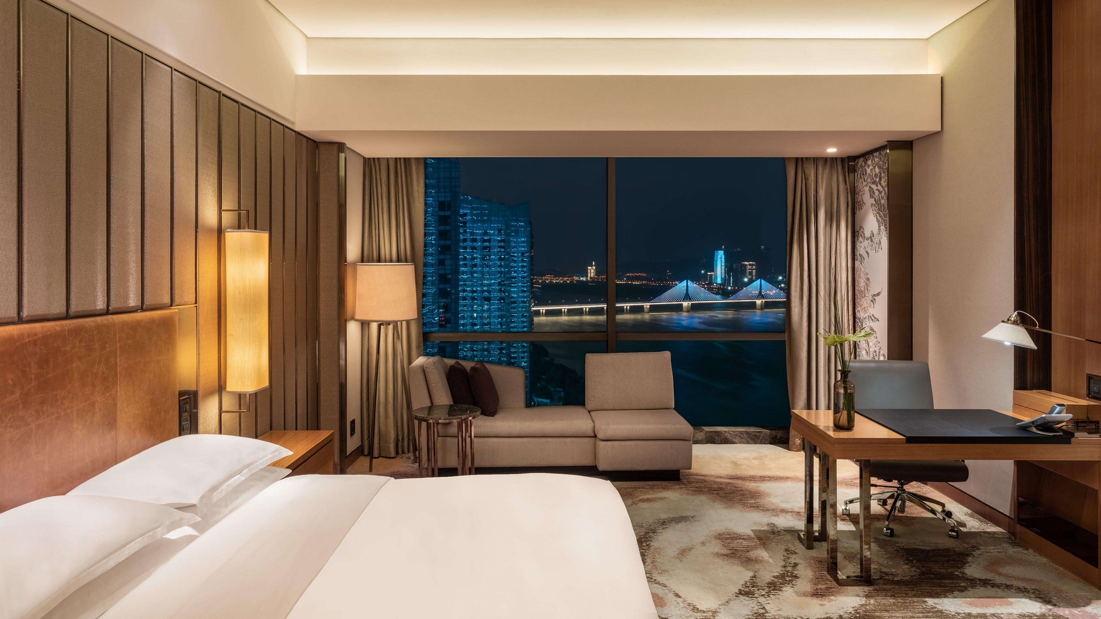 Double Classic King Bed