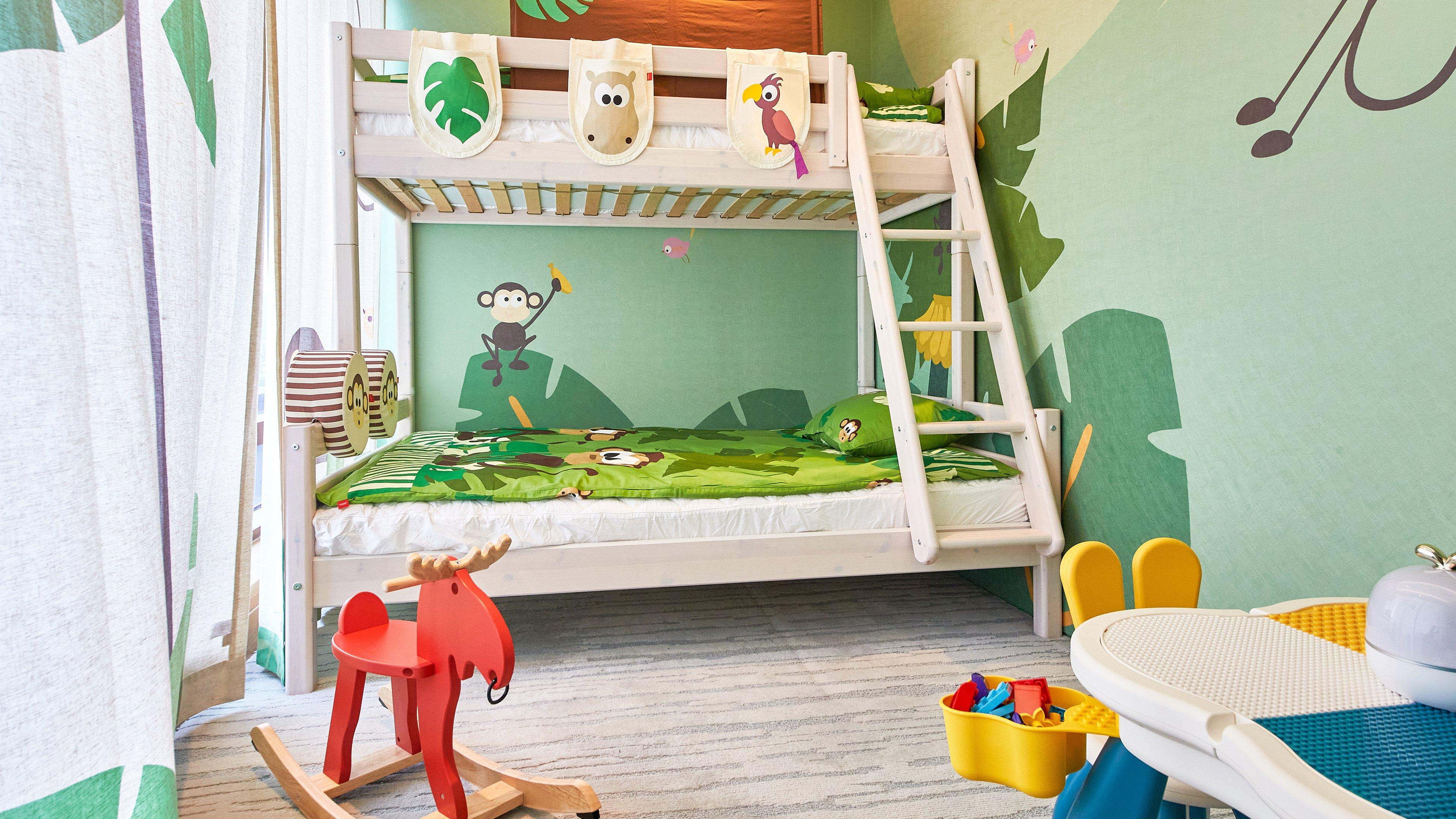 Double Premium King Bed