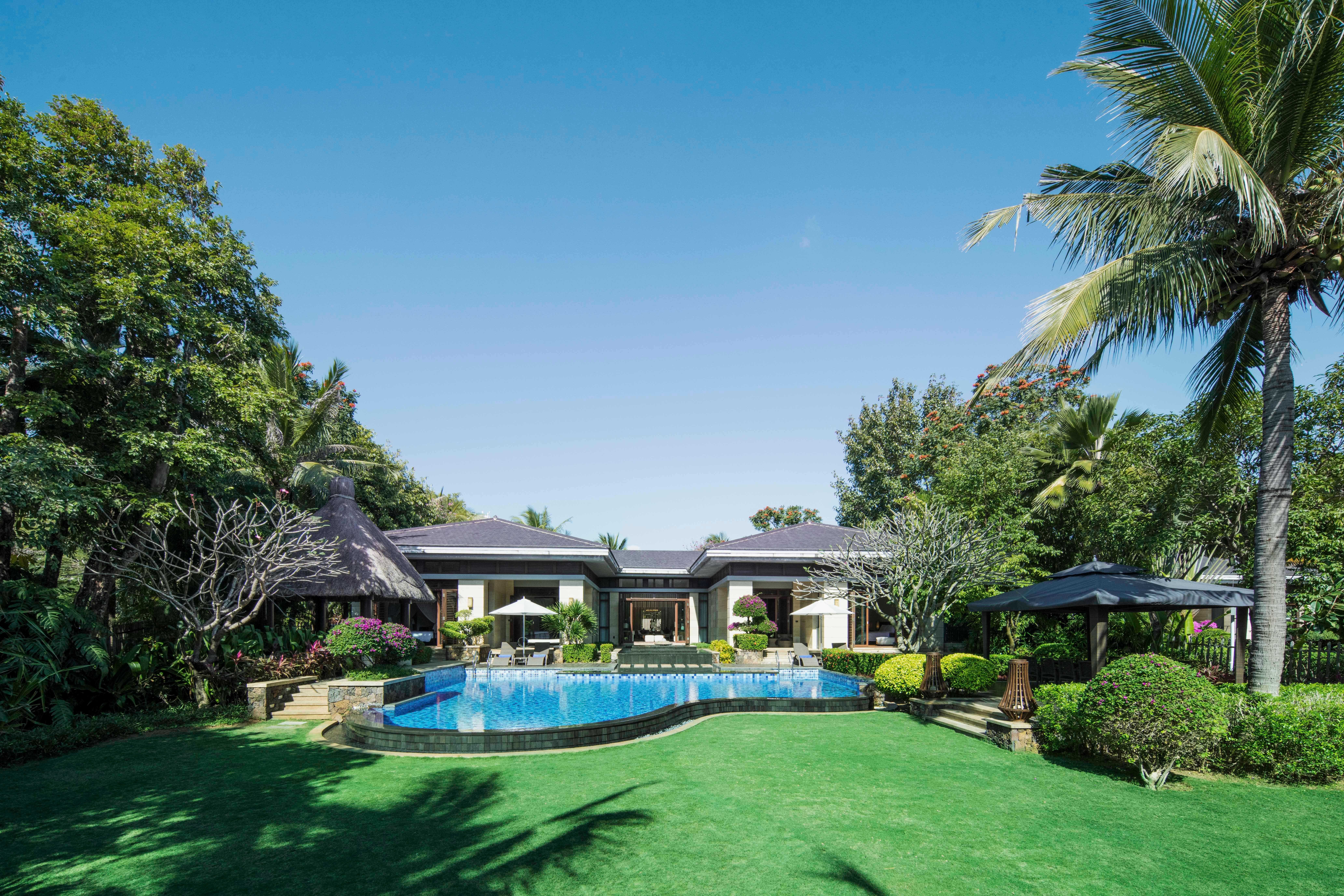 Suite Three Bedrooms with Private Pool