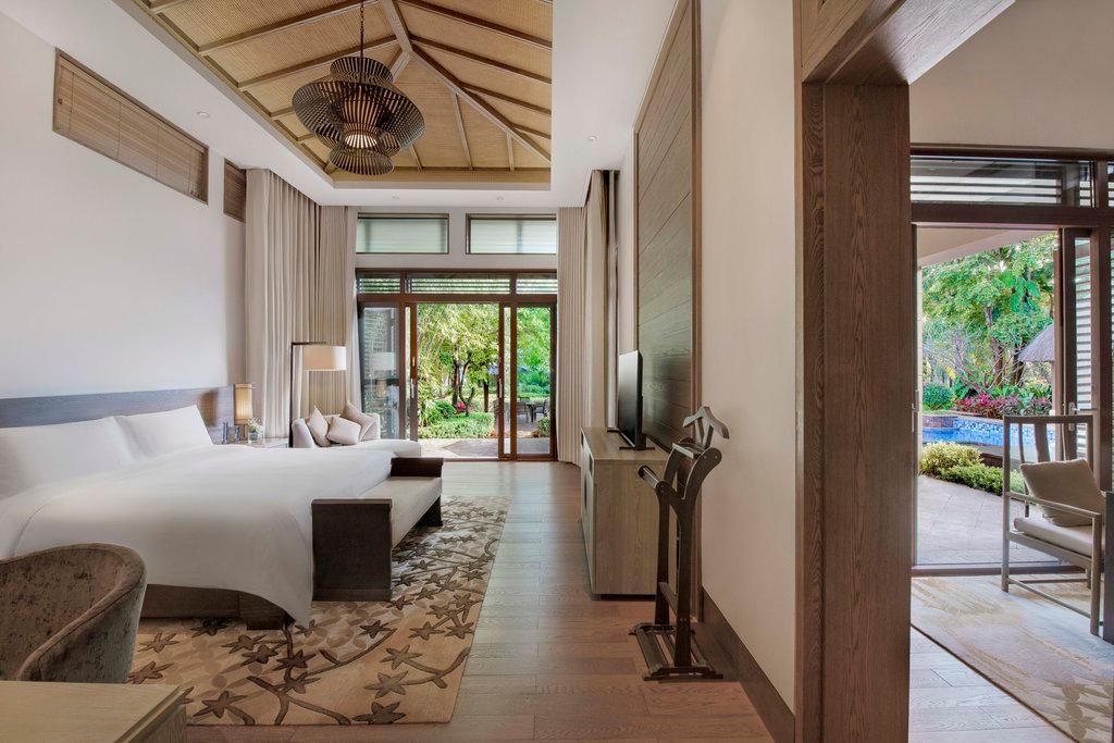 Suite Three Bedrooms with Private Pool