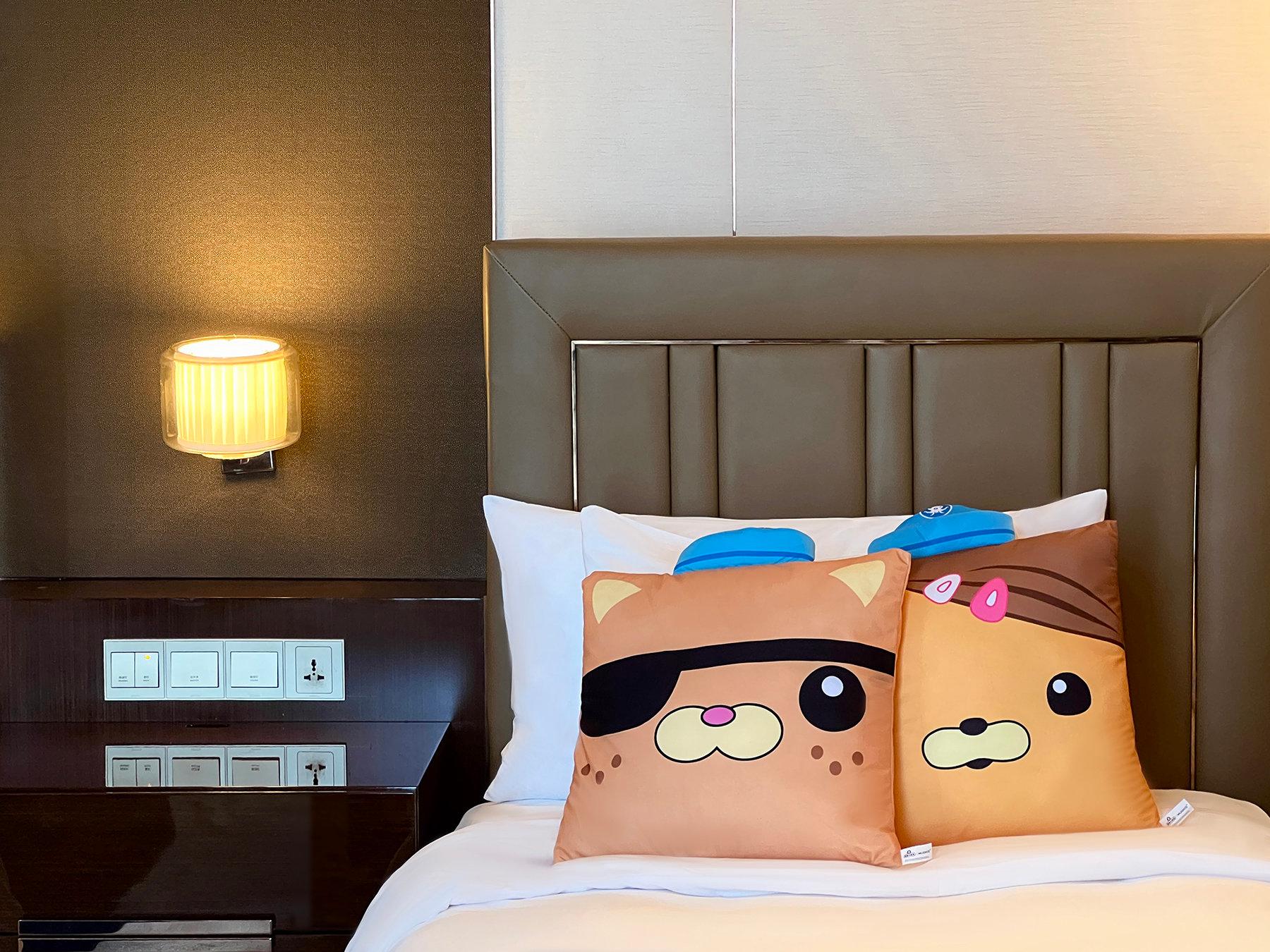 Double City View King Bed