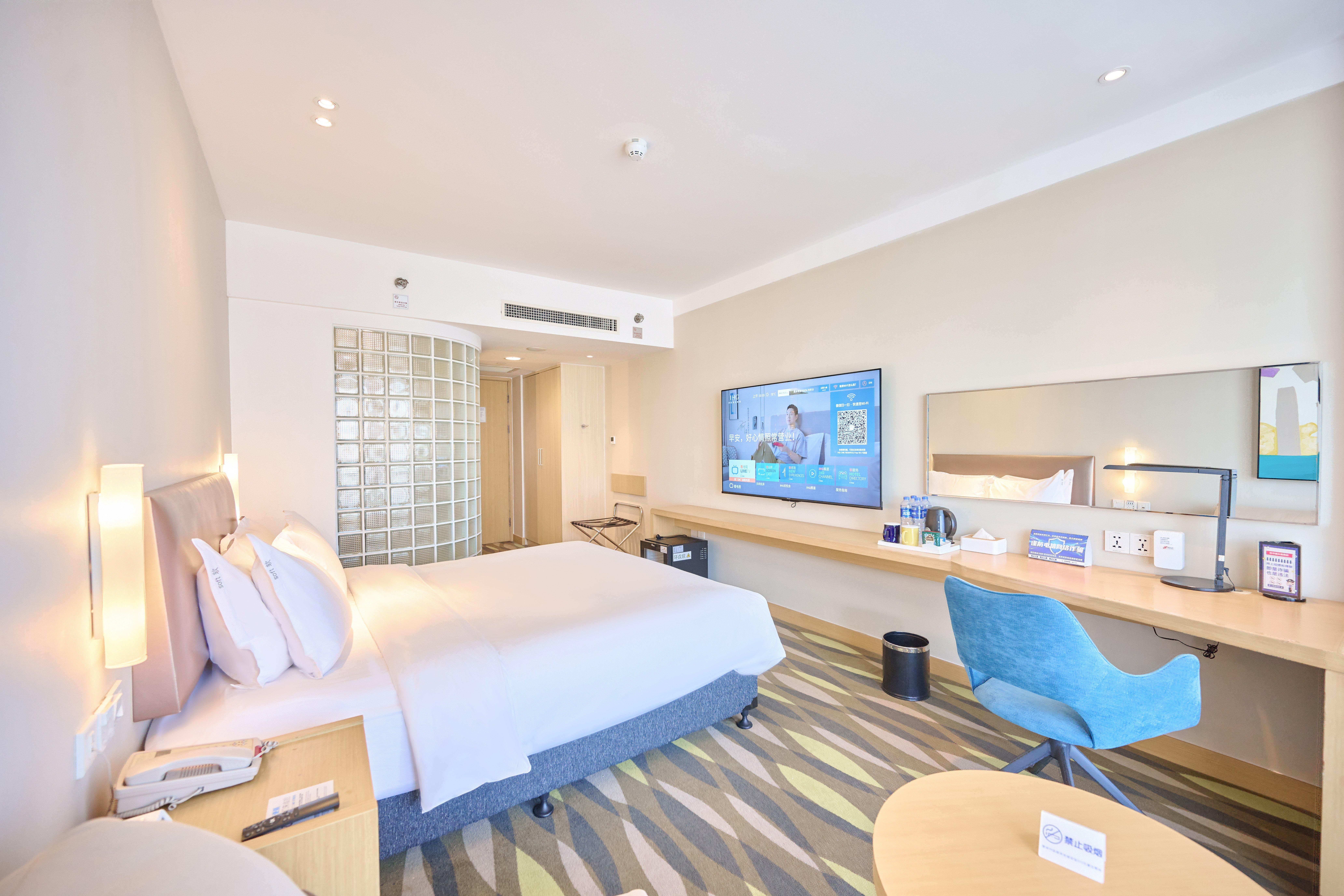 Double King Size Bed