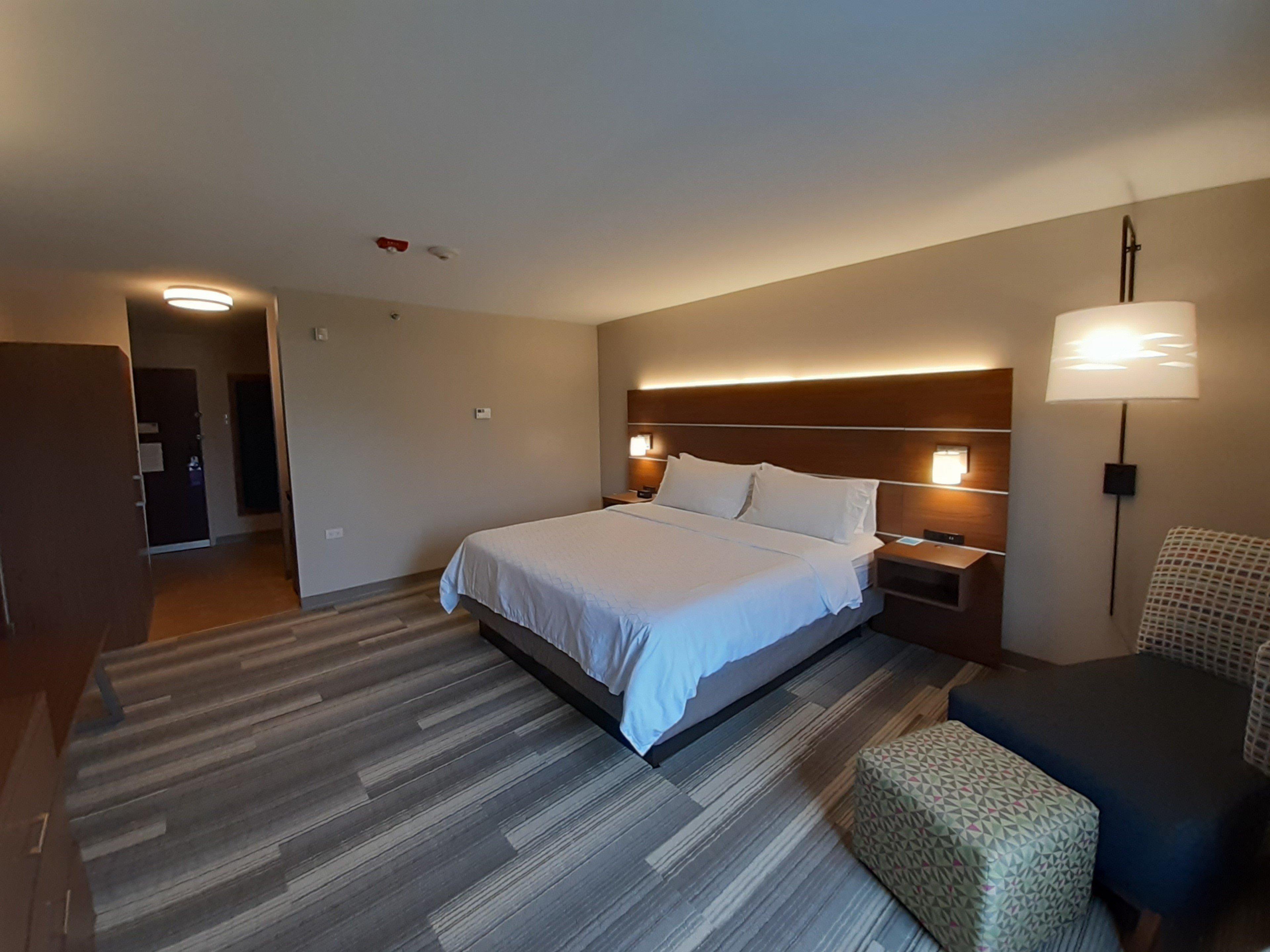 Double Accessible King Size Bed