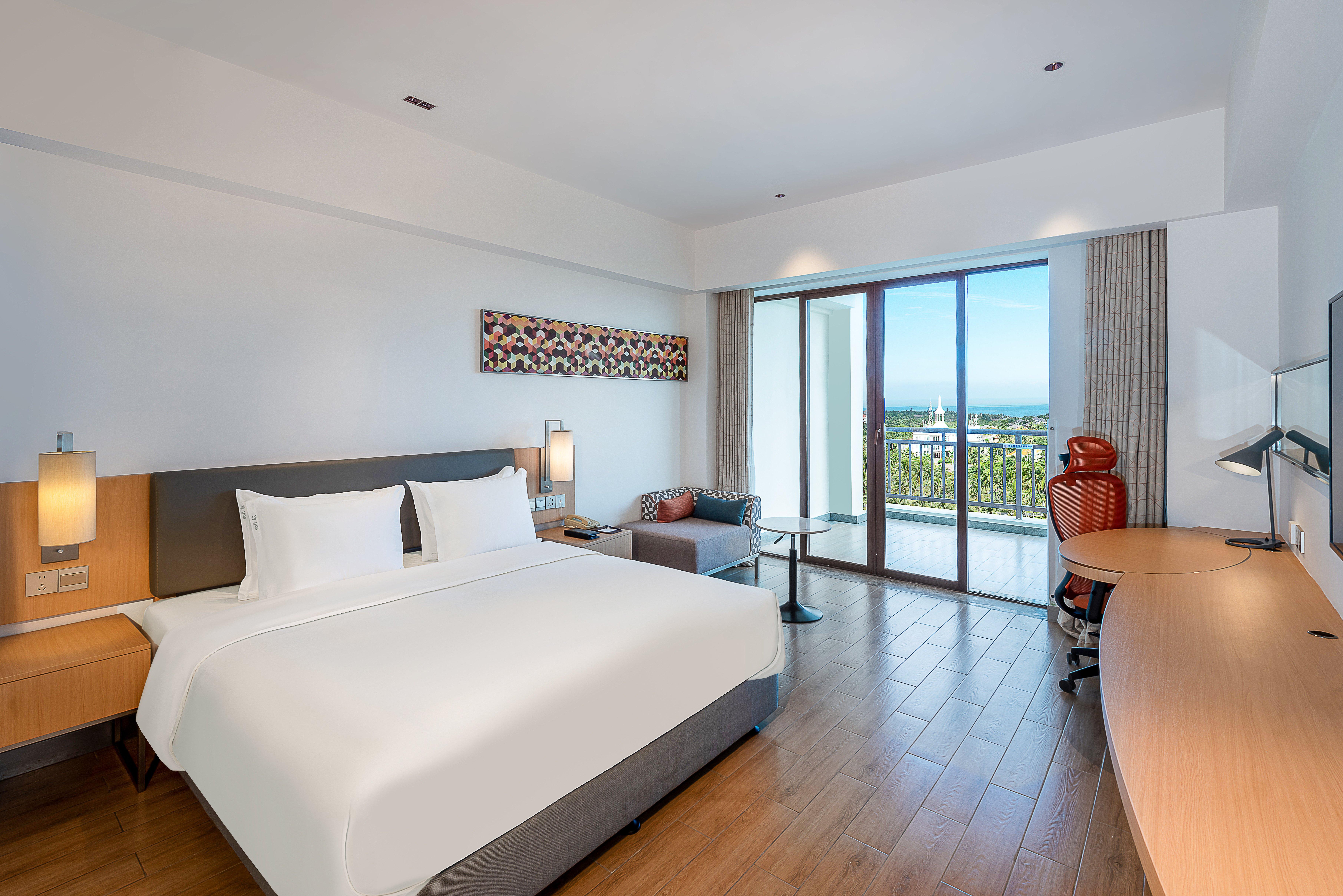 Double Sea View King Bed