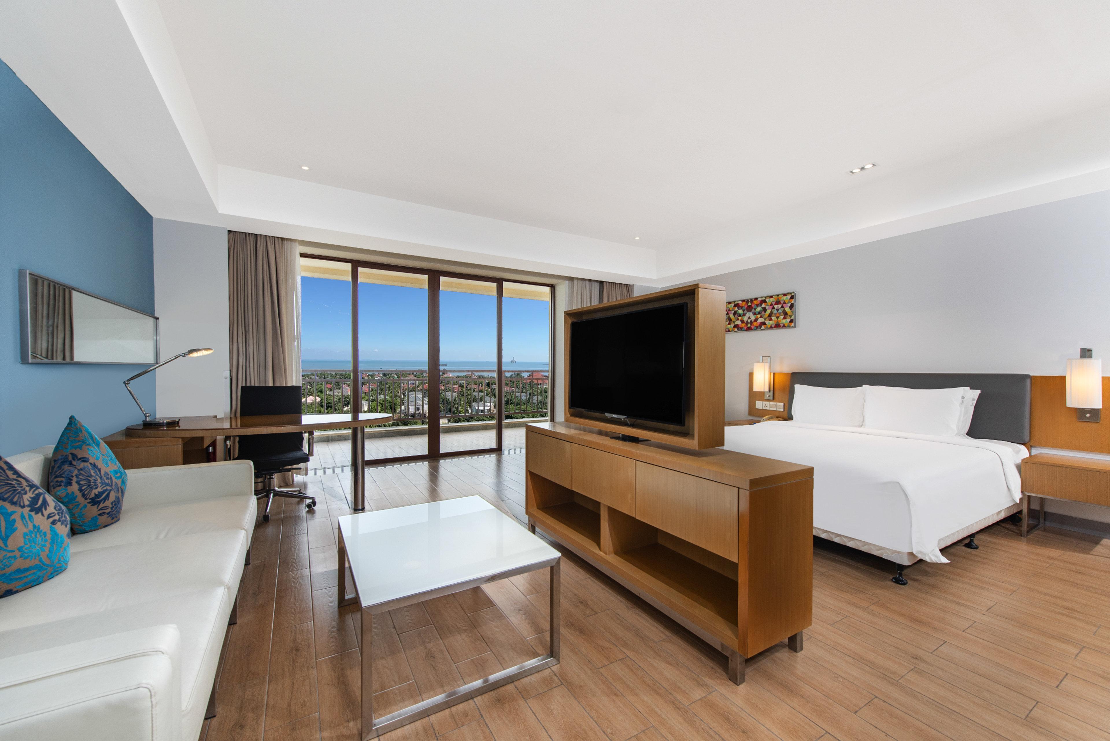 Suite Sea View King Bed