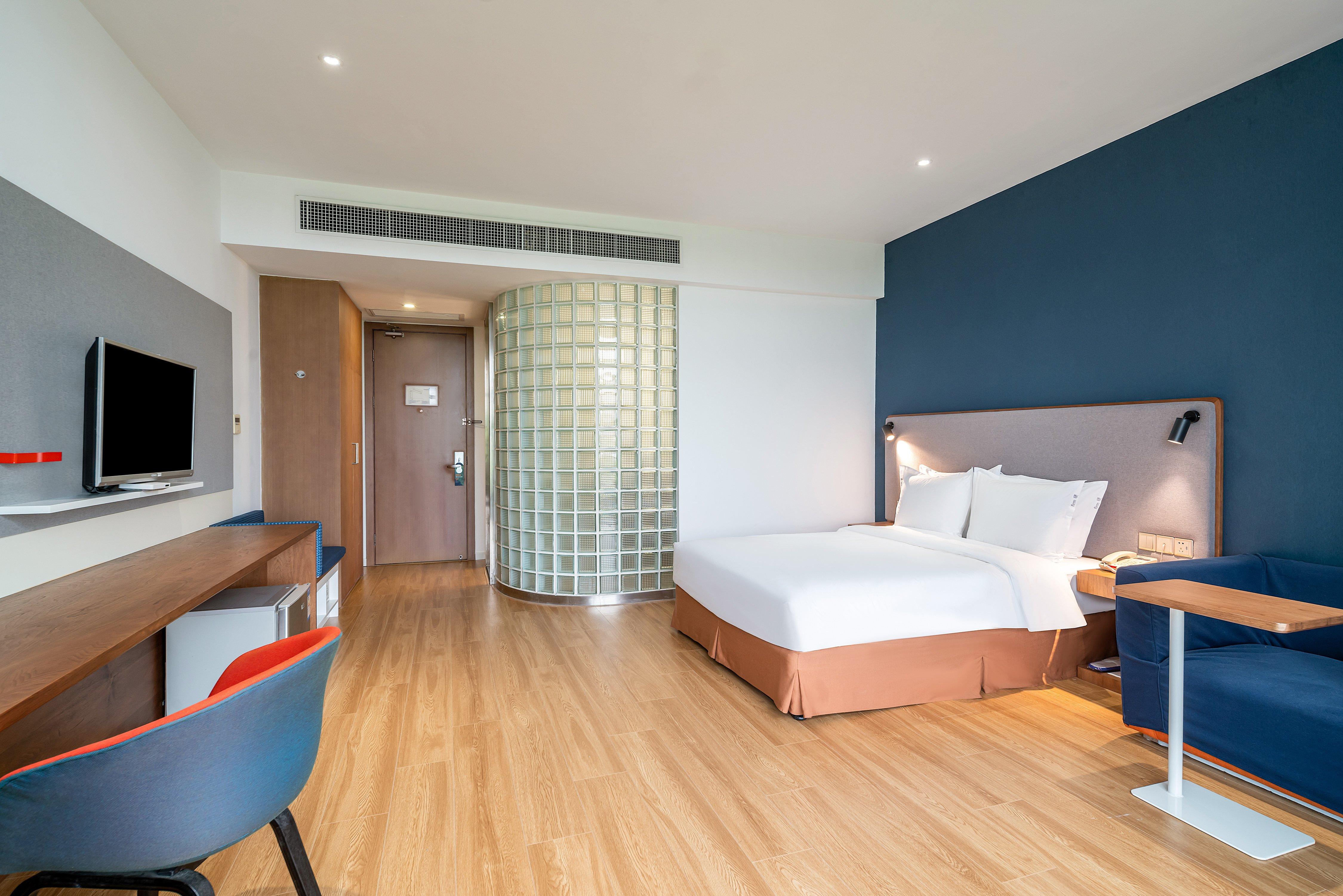 Double Queen Size Bed