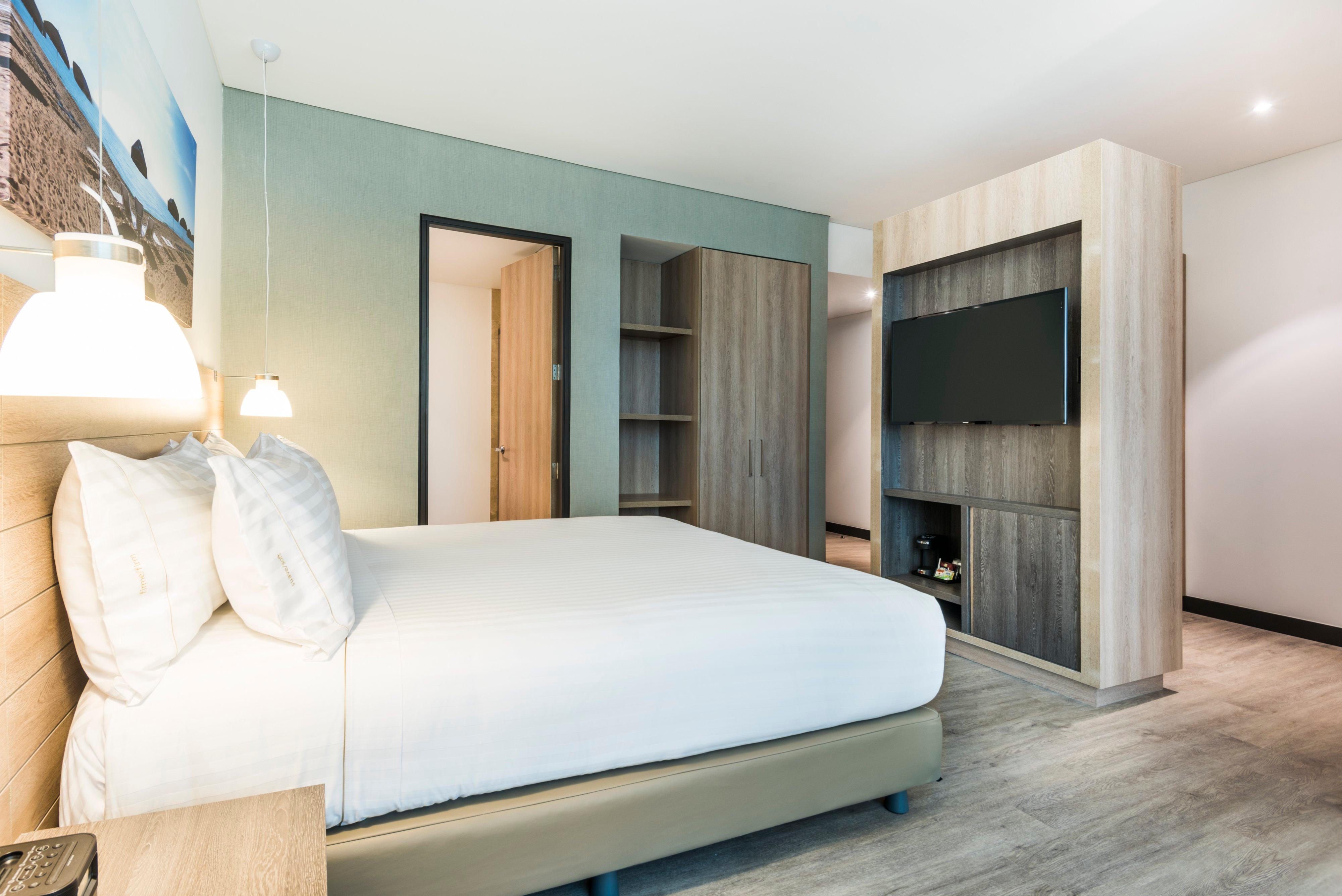 Double King Size Bed